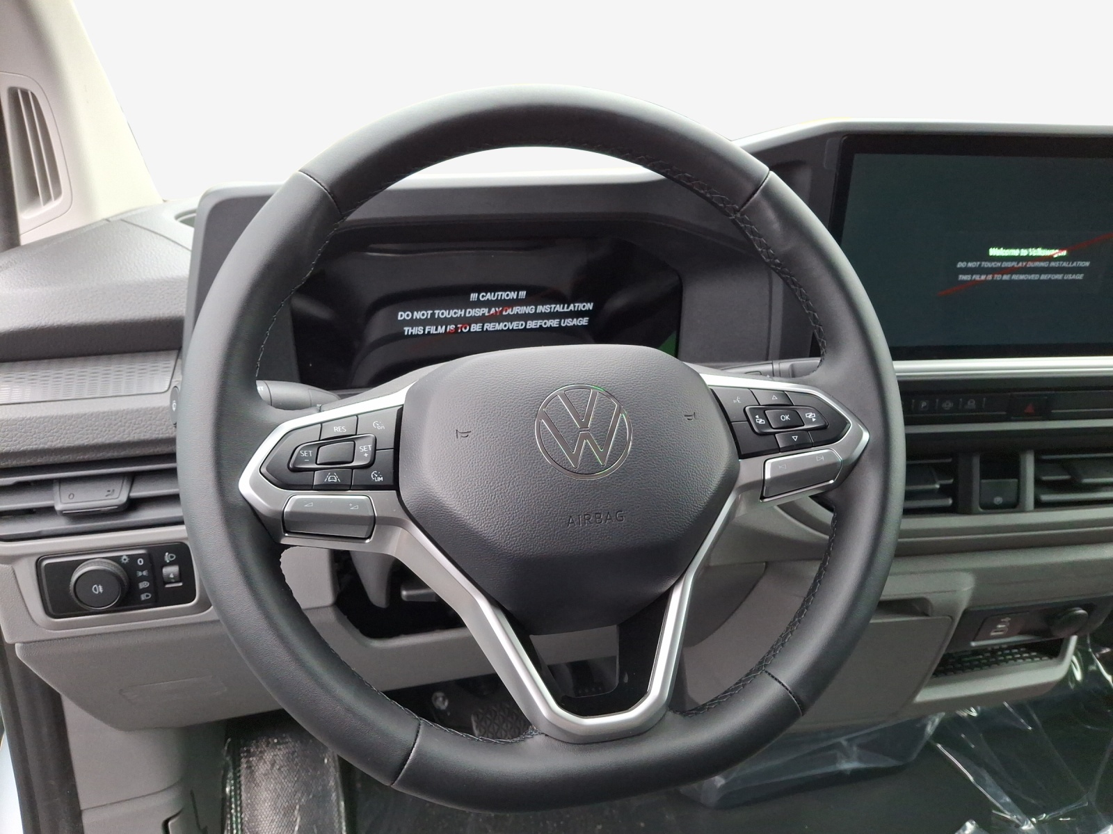 VW Transporter 2.0 TDI 4Motion Automat-image-9