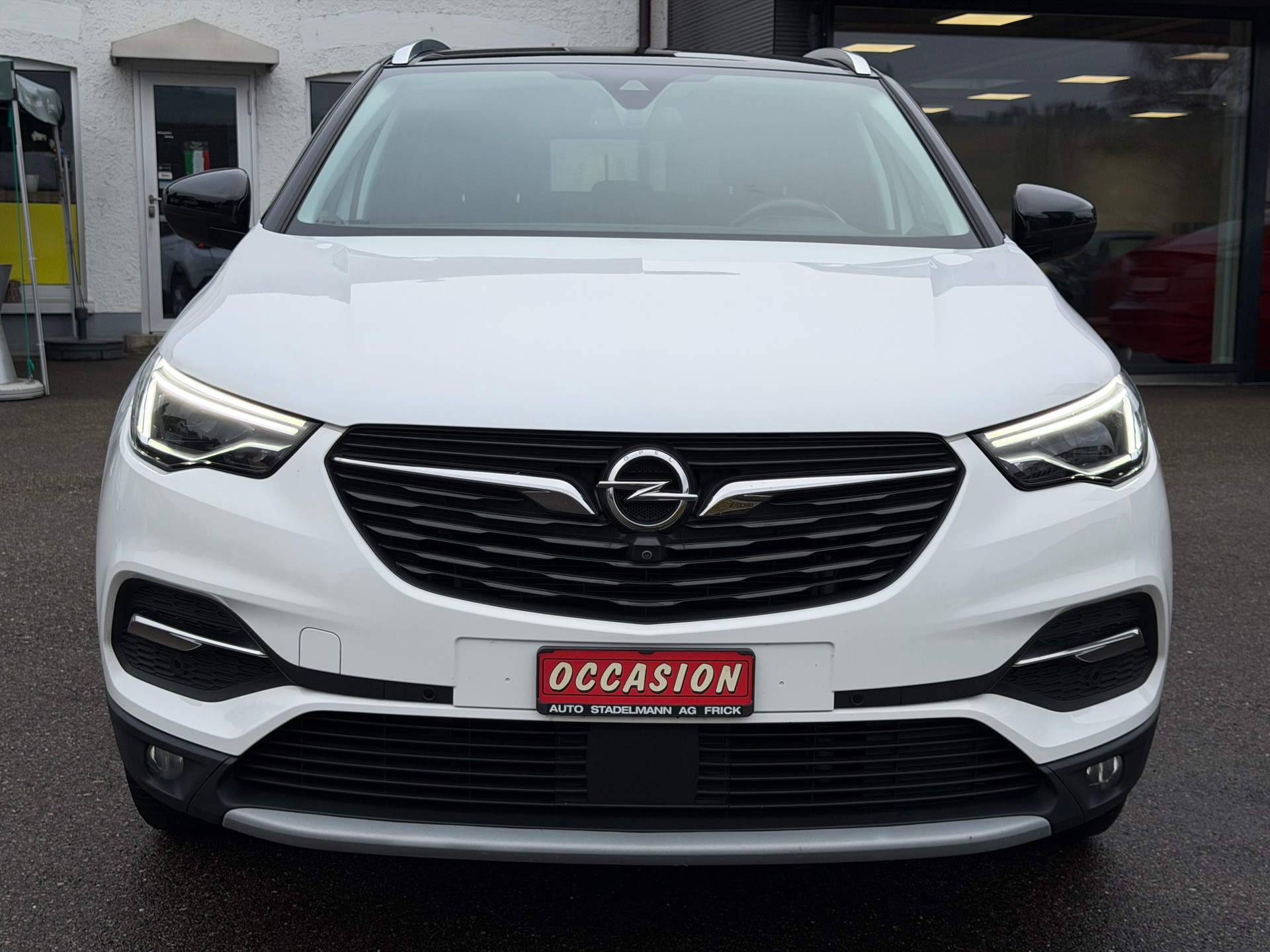 OPEL Grandland X 1.6 T Ultimate-image-8
