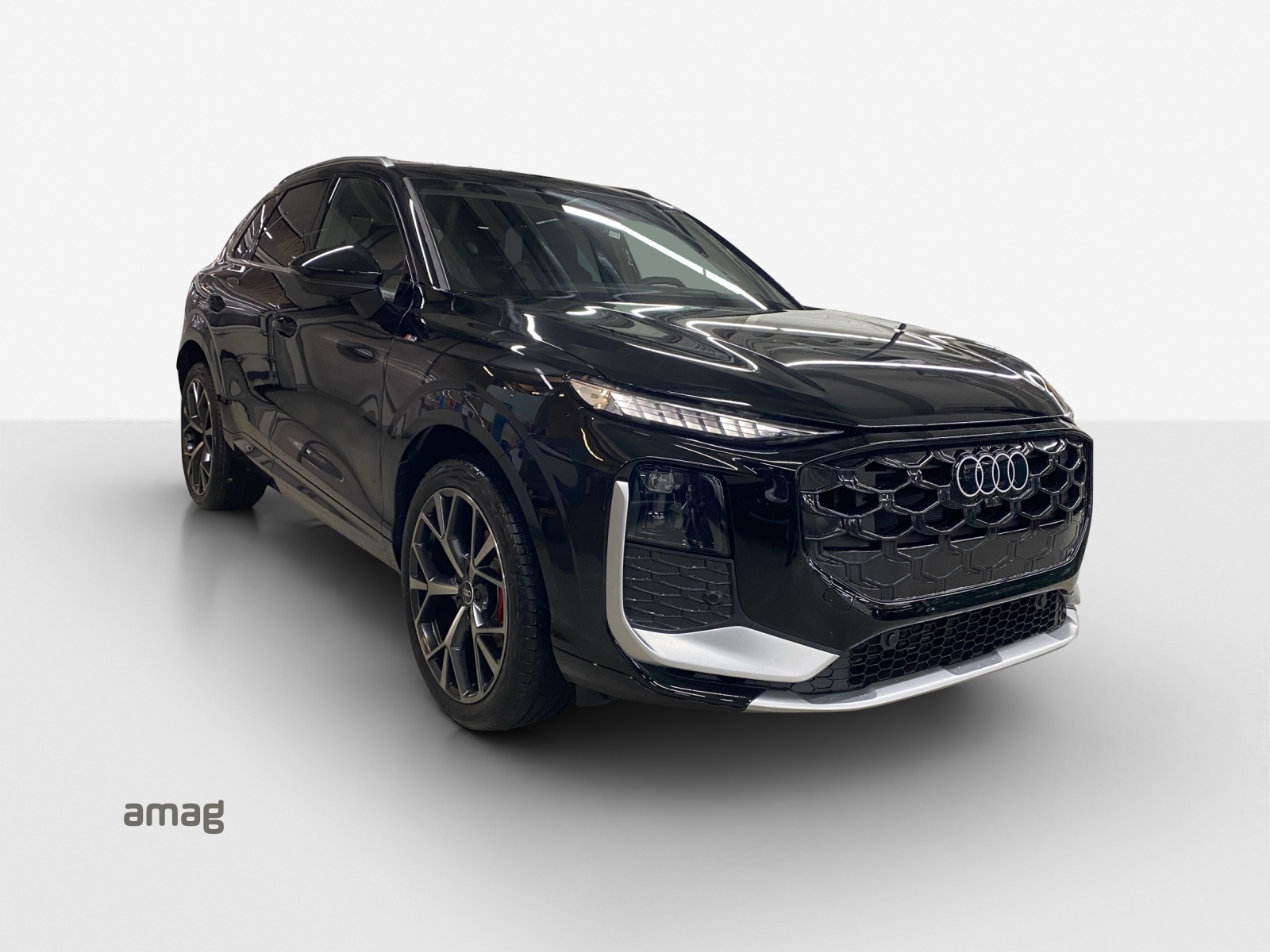 AUDI Q3 SUV 110 kW TFSI S tronic-image-5