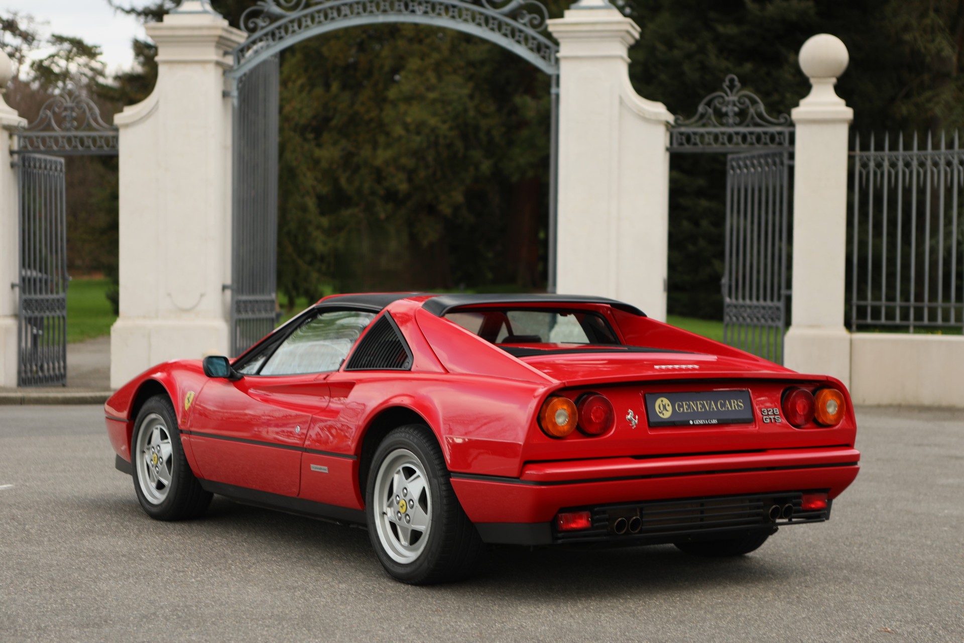 FERRARI 328 GTS-image-6