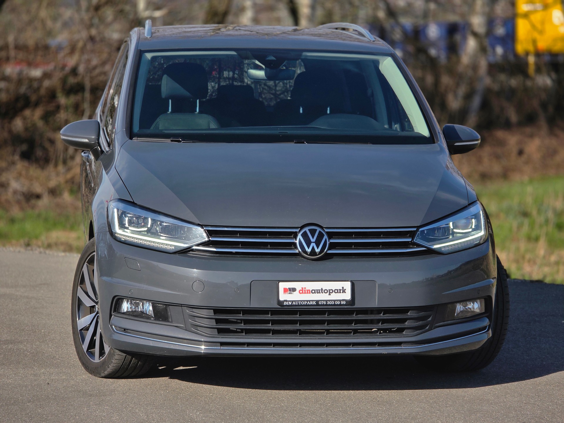 VW Touran 2.0 TDI BlueMotion Technology Highline DSG-showroom-element-3