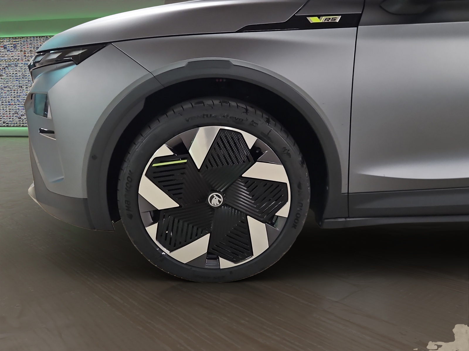 SKODA Elroq RS Matt Edition 4x4-image-5