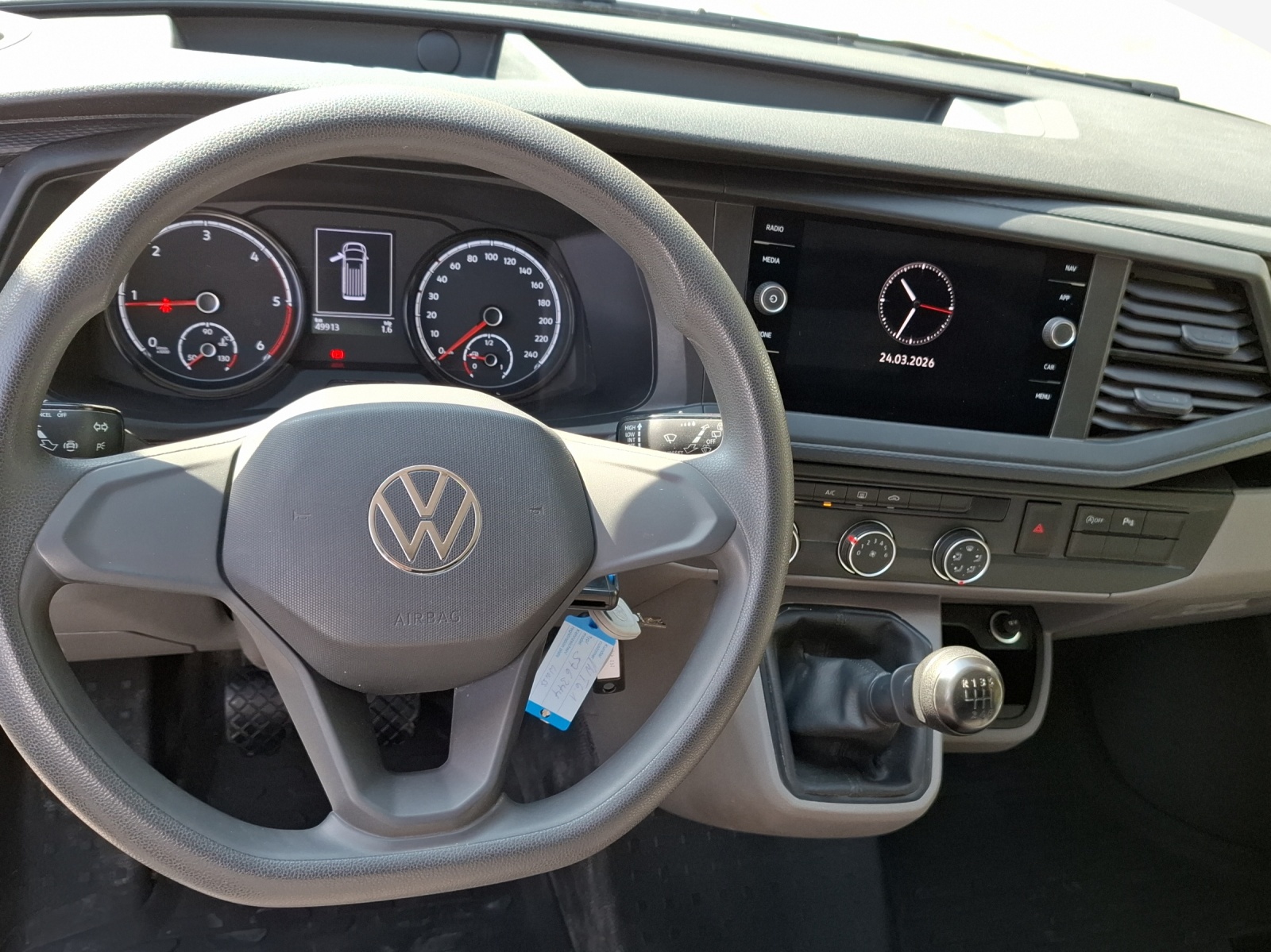 VW T6.1 2.0 TDI-image-9