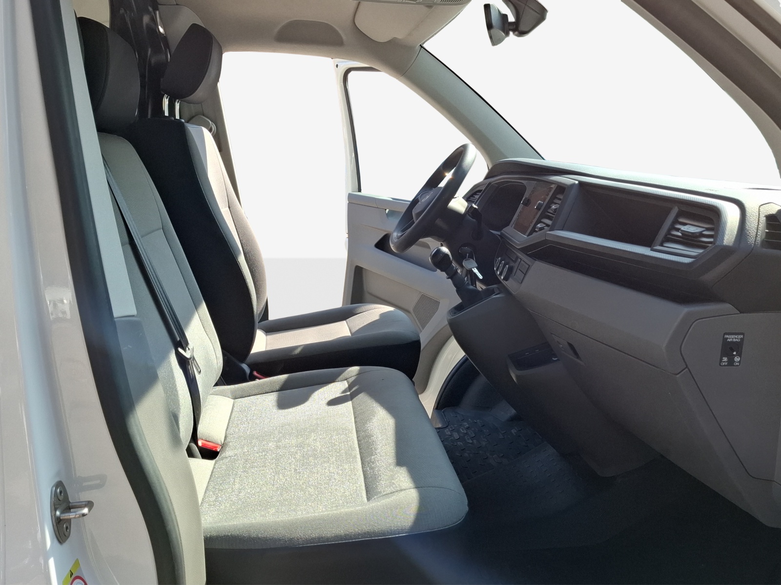 VW T6.1 2.0 TDI-image-14