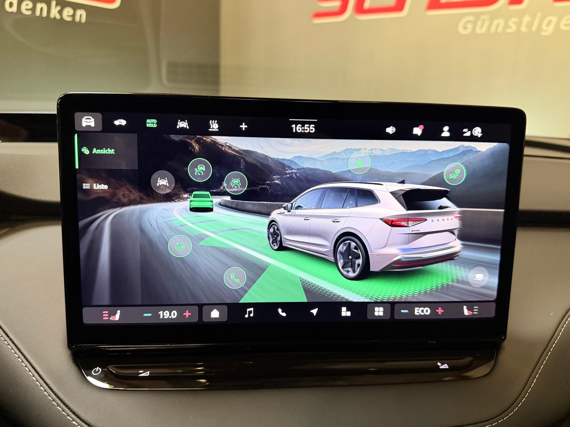 SKODA Enyaq 85x 4x4 RS MAXX-image-24