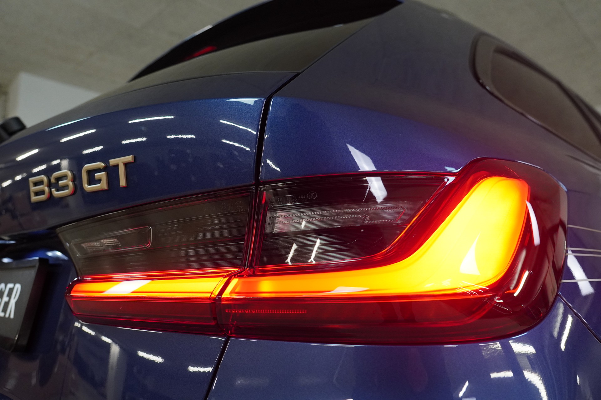 BMW-ALPINA B3 BiTurbo Touring 3.0 xDrive GT Switch-Tronic-image-15