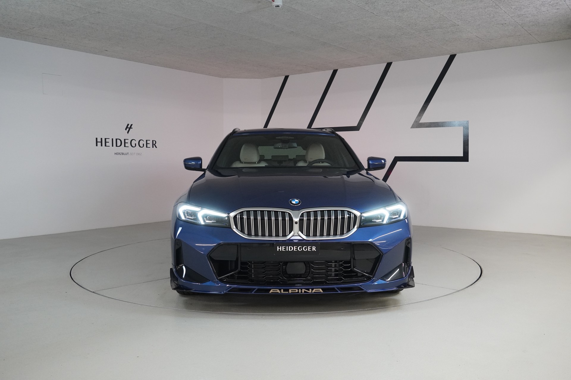 BMW-ALPINA B3 BiTurbo Touring 3.0 xDrive GT Switch-Tronic-showroom-element-1