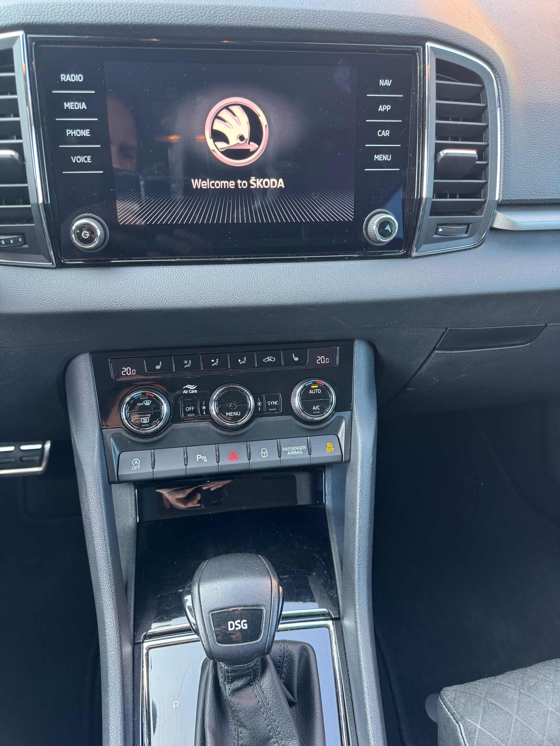 SKODA Karoq 1.5 TSI ACT Style DSG-image-11