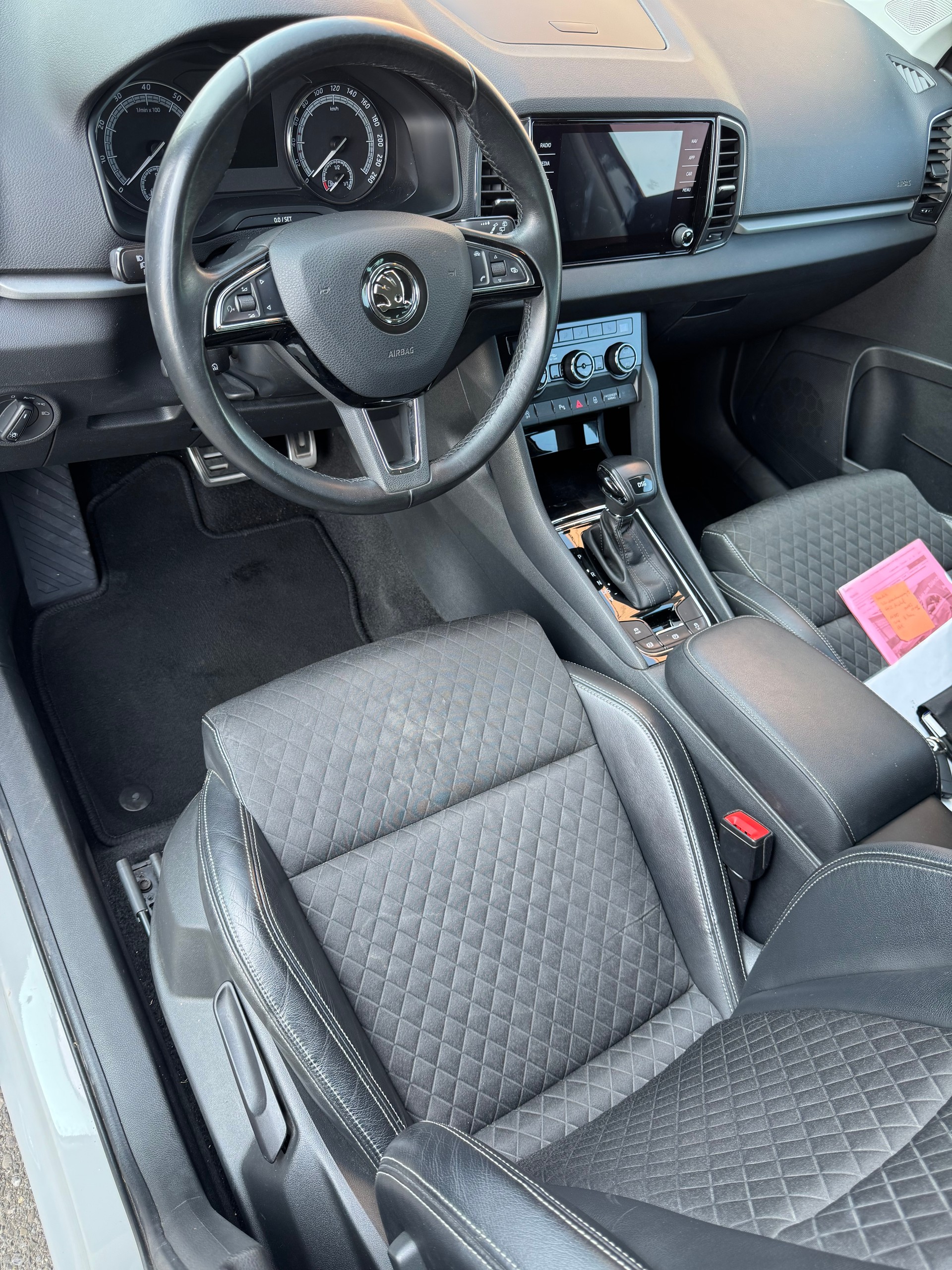 SKODA Karoq 1.5 TSI ACT Style DSG-image-9