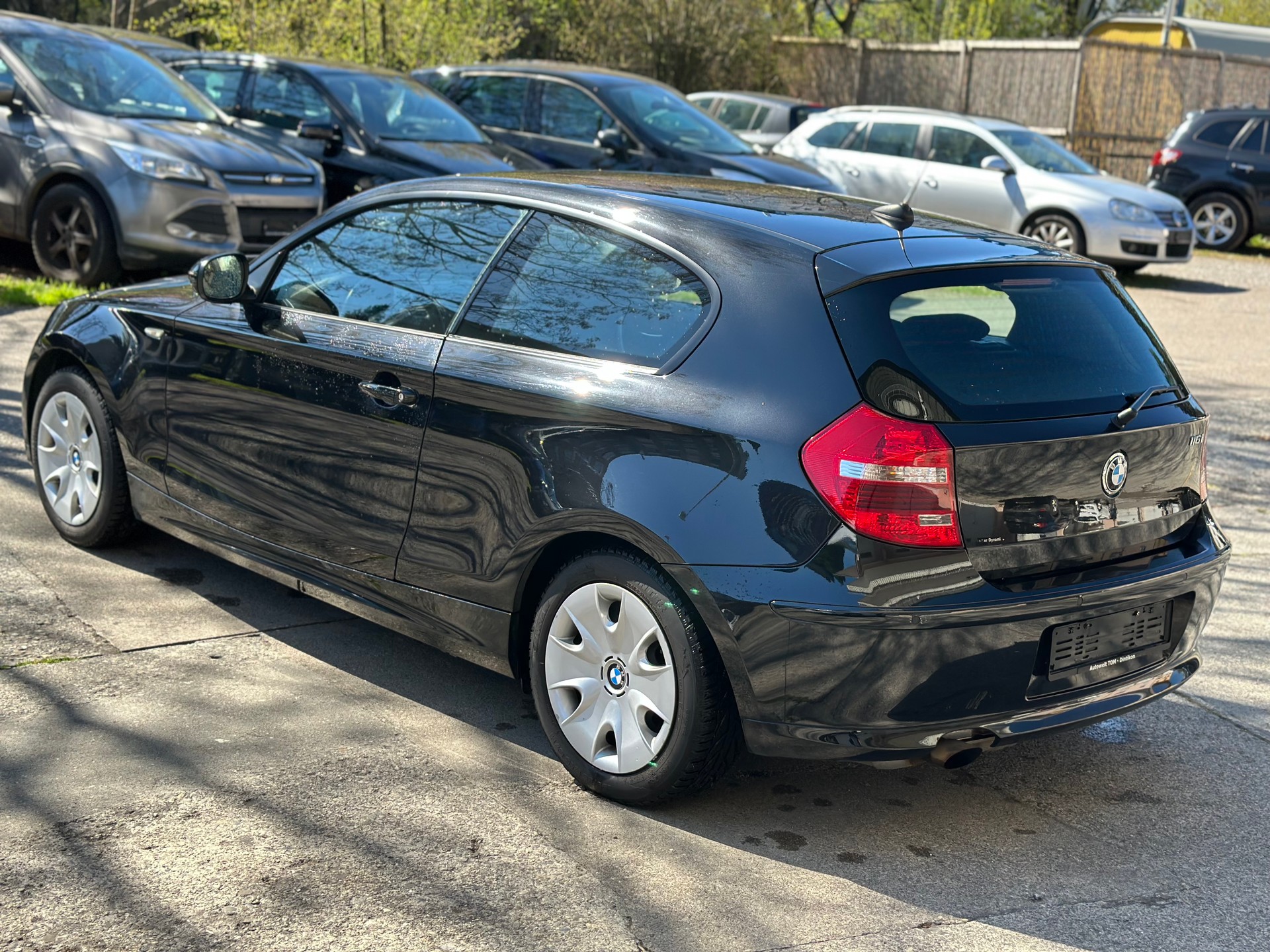 BMW 116i-image-3
