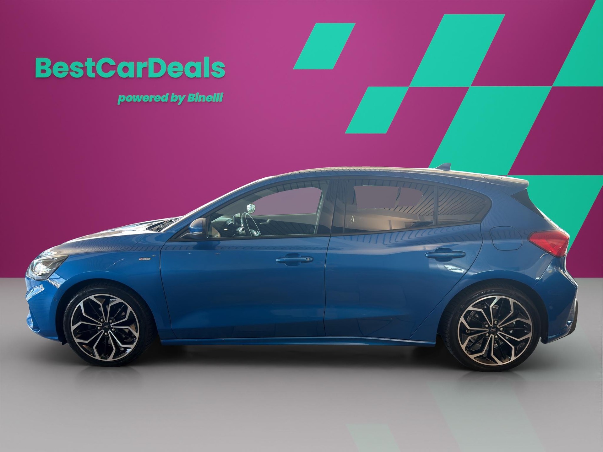 FORD Focus 1.0i EcoB Hybrid 155 ST-Line-image-5
