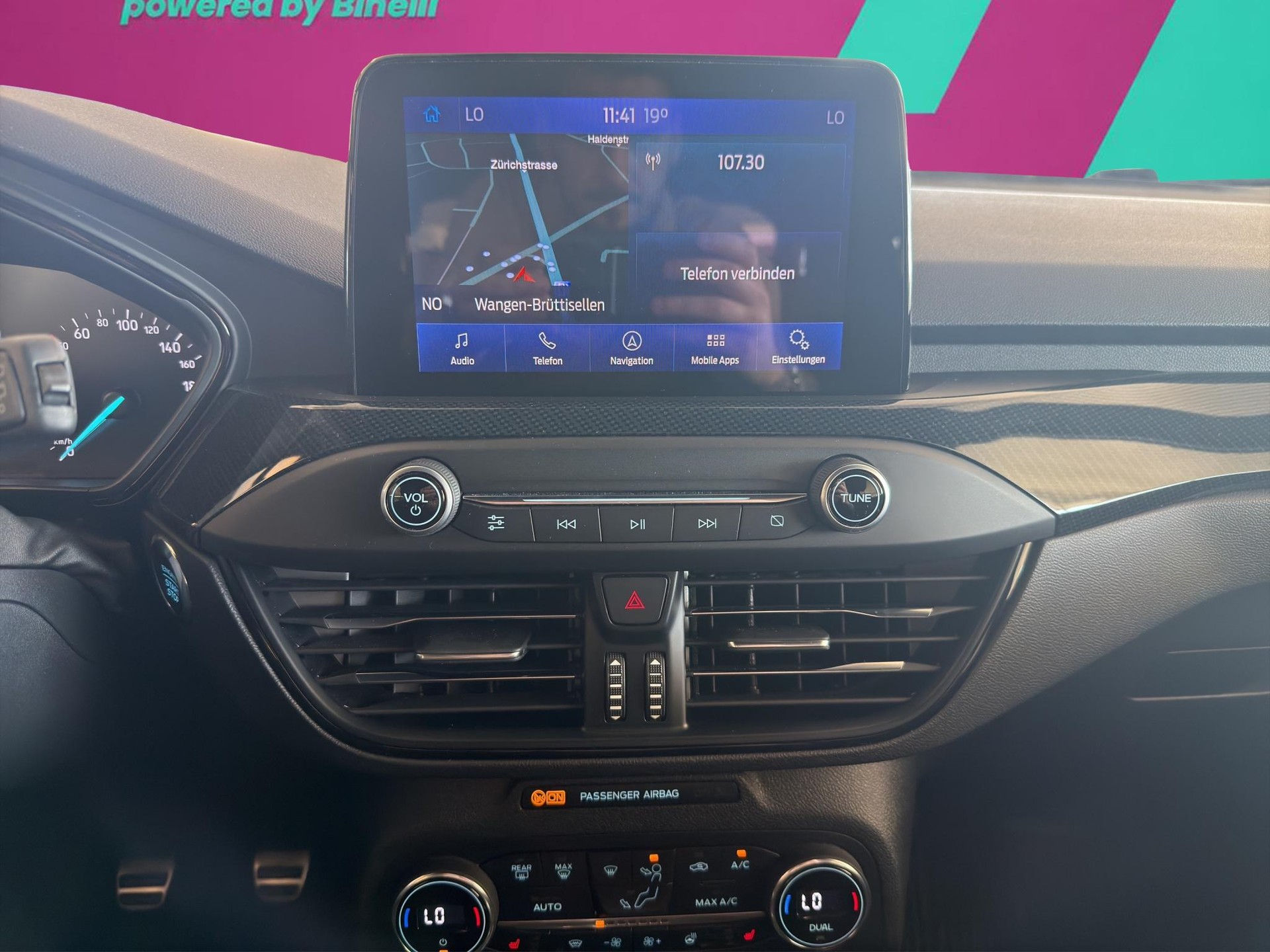 FORD Focus 1.0i EcoB Hybrid 155 ST-Line-image-14