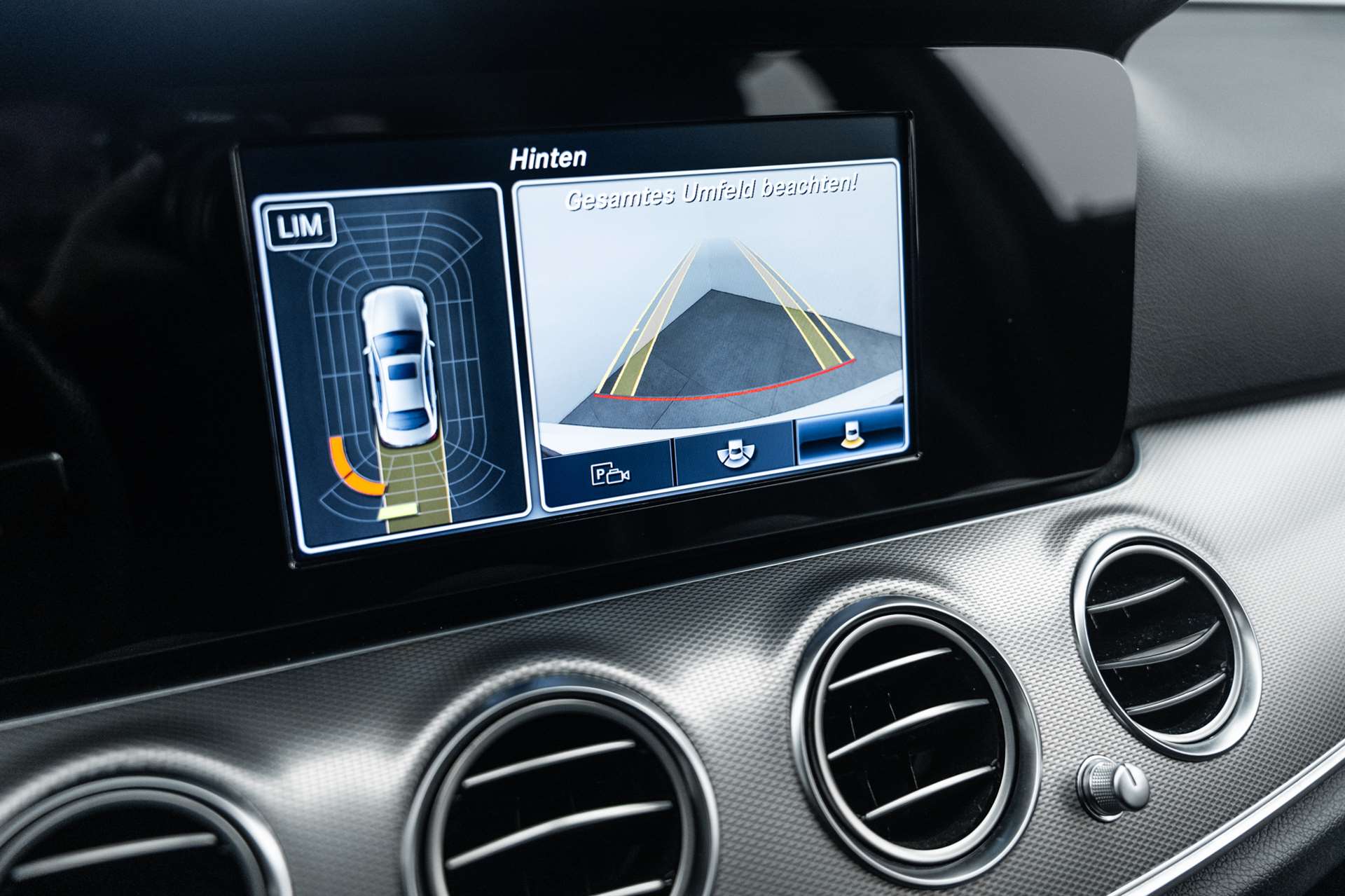 MERCEDES-BENZ E 220 d Avantgarde 9G-Tronic-image-19