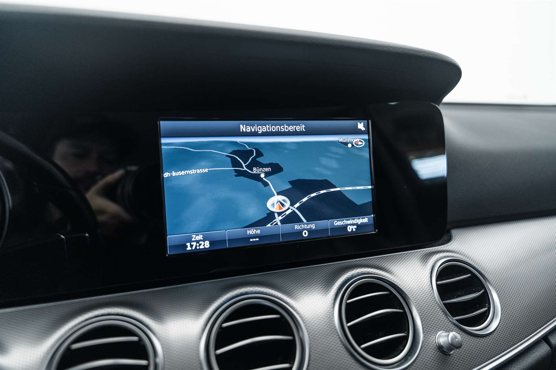 MERCEDES-BENZ E 220 d Avantgarde 9G-Tronic-image-20