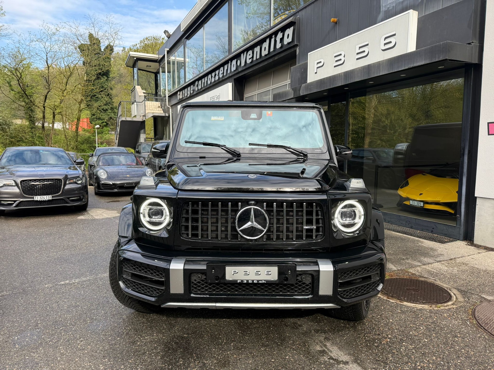 MERCEDES-BENZ G 400 d AMG Line 9G-Tronic-image-1