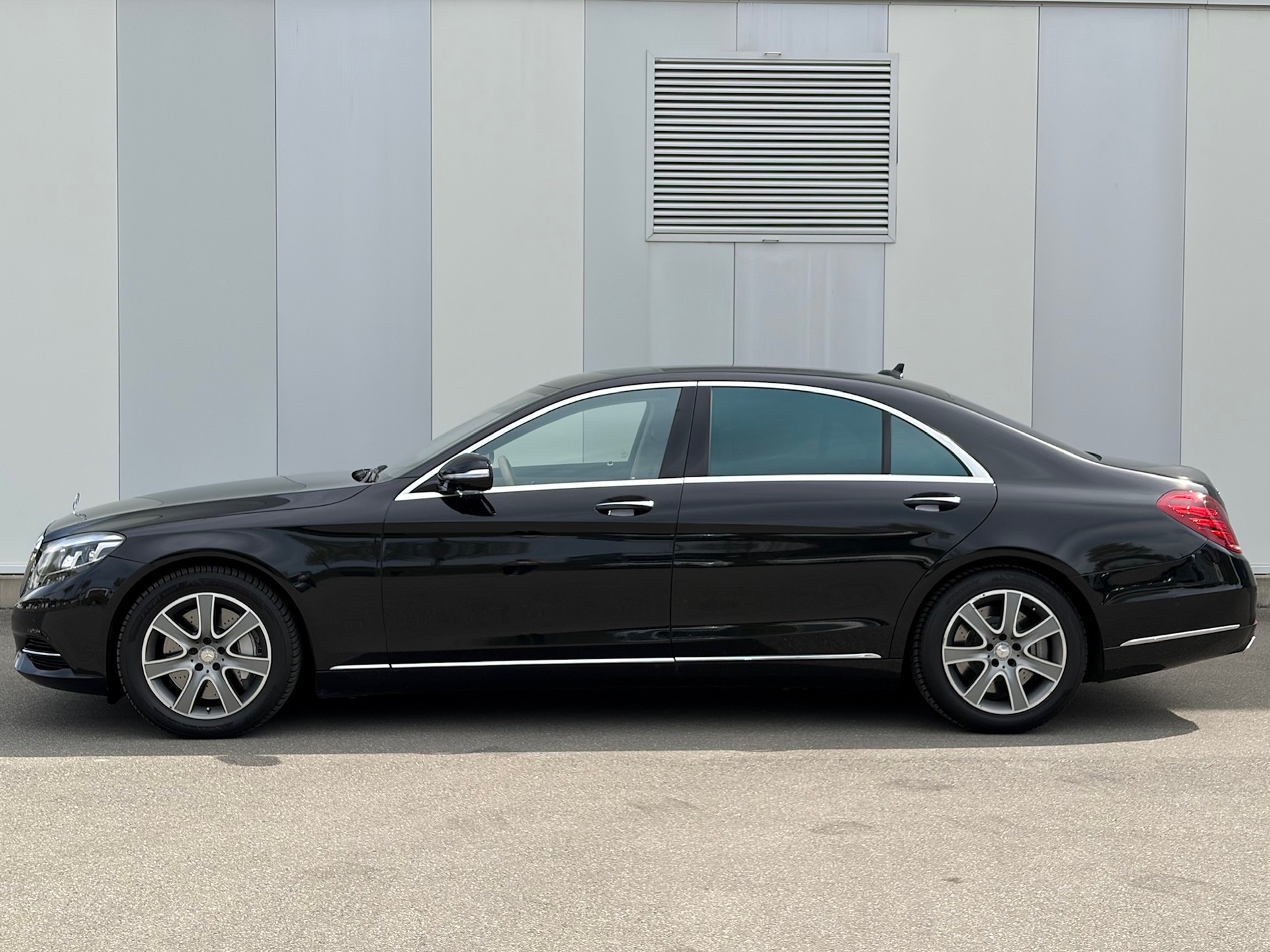 MERCEDES-BENZ S 500 L 4Matic-image-6