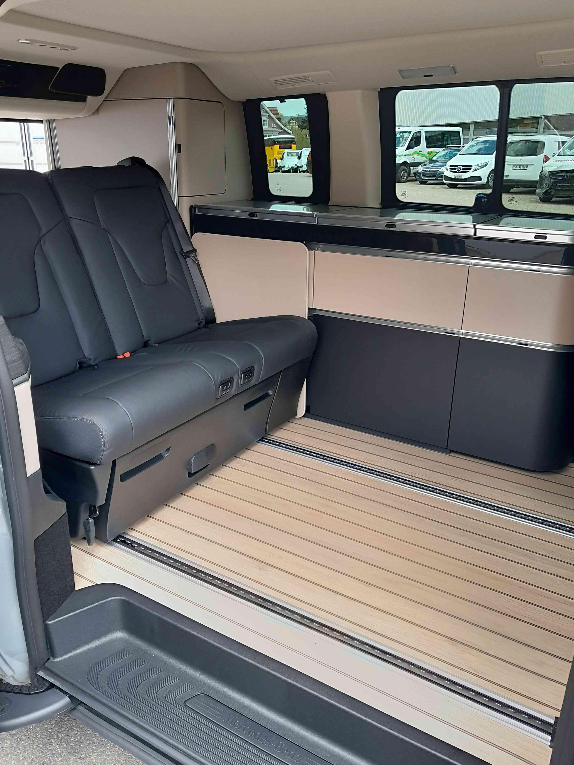 MERCEDES-BENZ Marco Polo 250 d 4x4-image-13