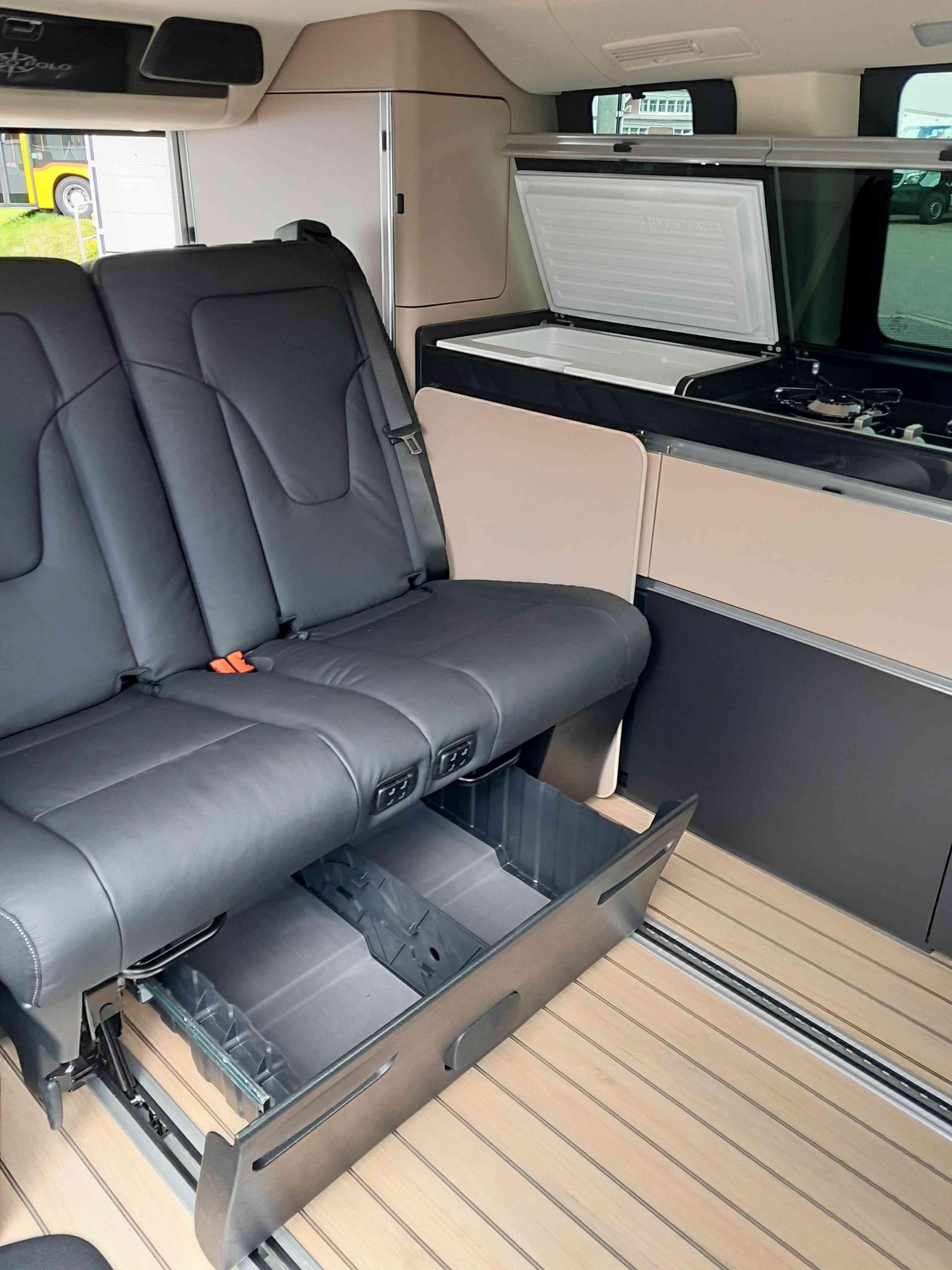 MERCEDES-BENZ Marco Polo 250 d 4x4-image-14