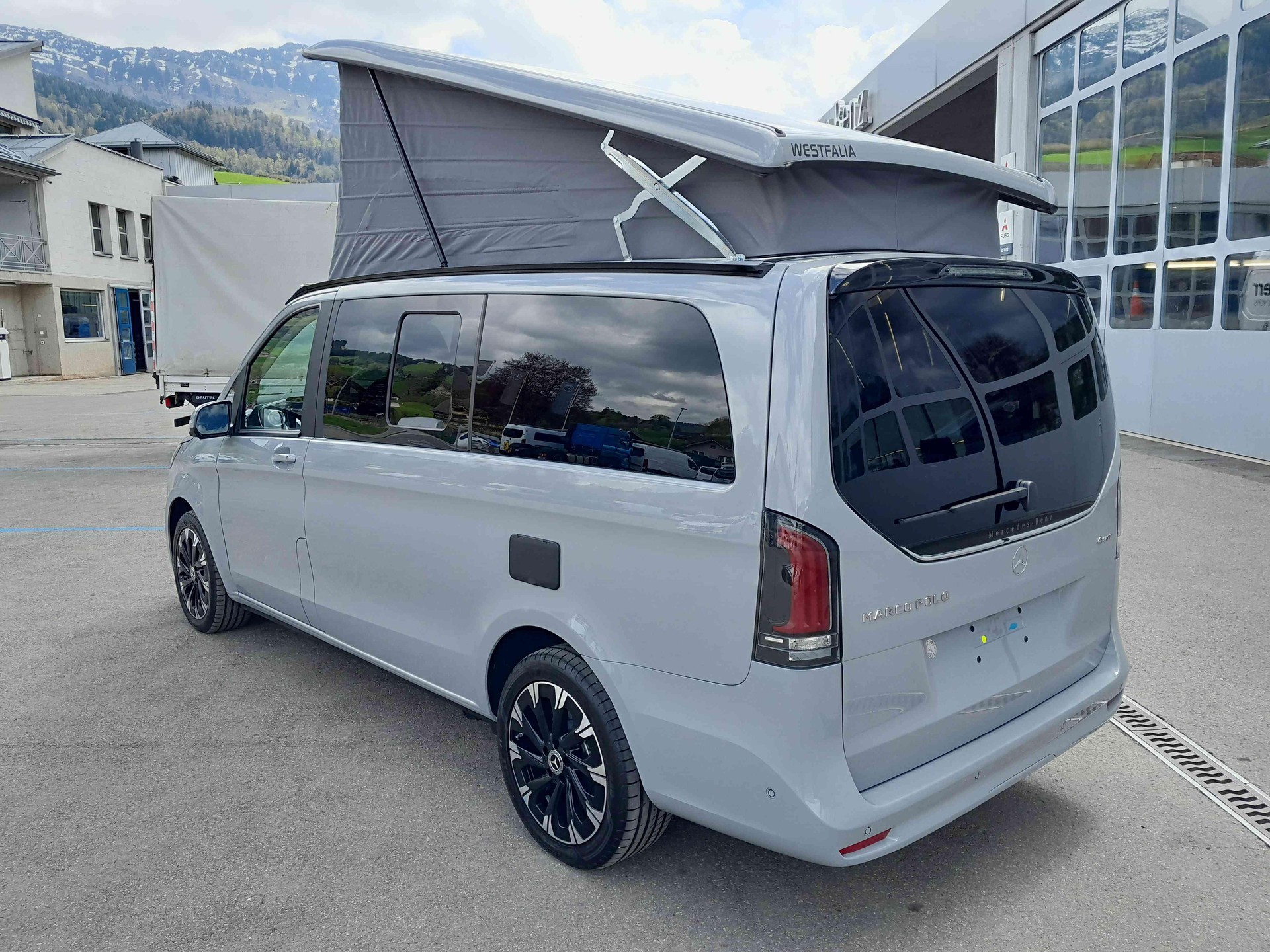 MERCEDES-BENZ Marco Polo 250 d 4x4-image-2
