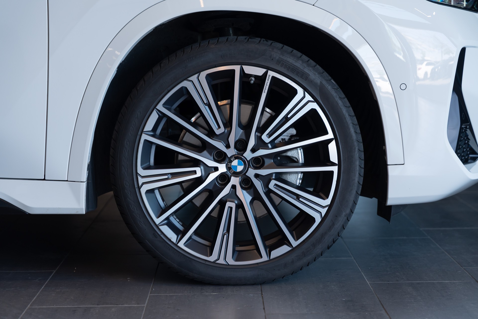 BMW X1 xDrive 23d 48V M Sport / Top Ausstattung / AHK / Memory uvm.-image-5