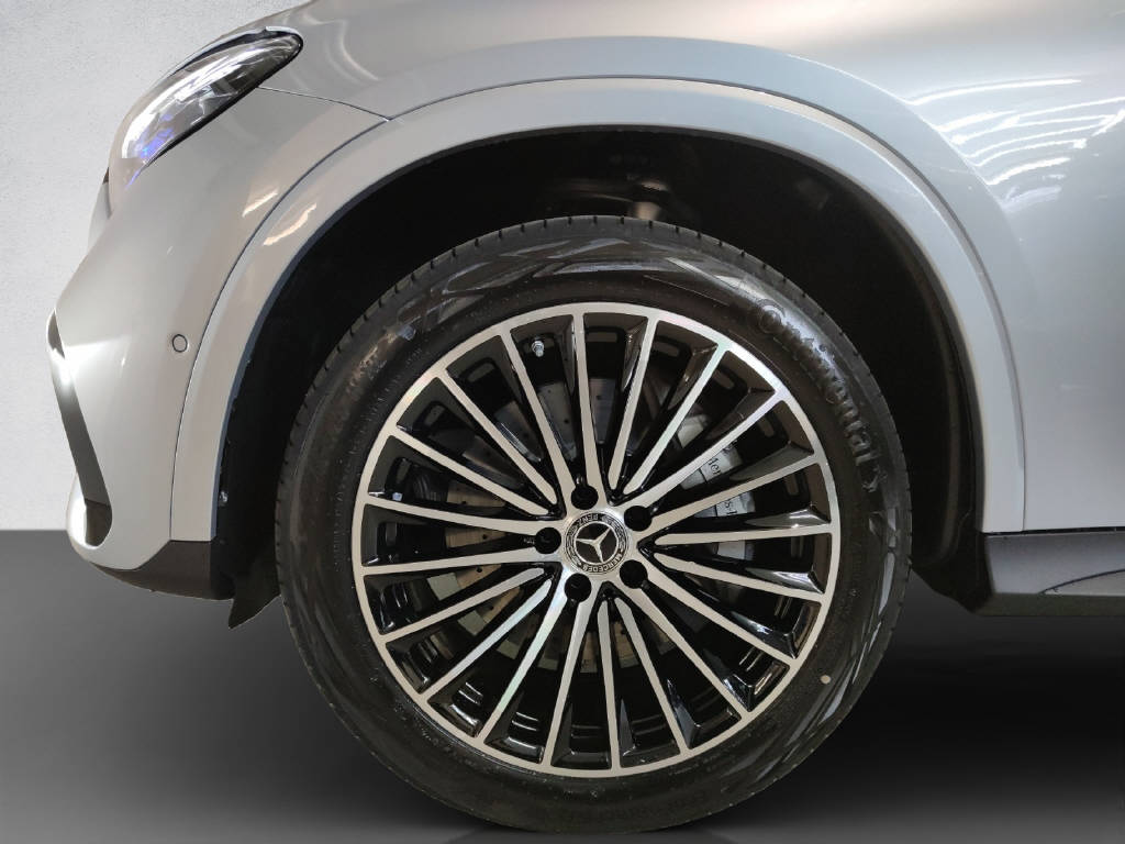MERCEDES-BENZ GLC 300 de AMG Line 4Matic EQ Star-image-6
