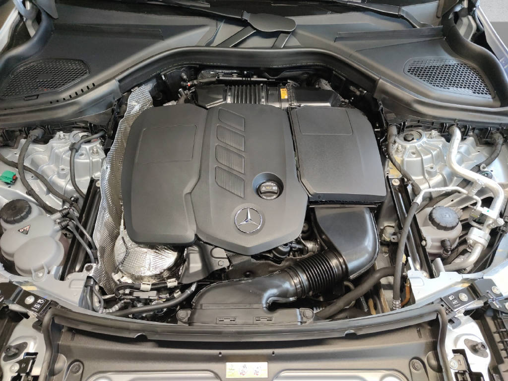 MERCEDES-BENZ GLC 300 de AMG Line 4Matic EQ Star-image-8
