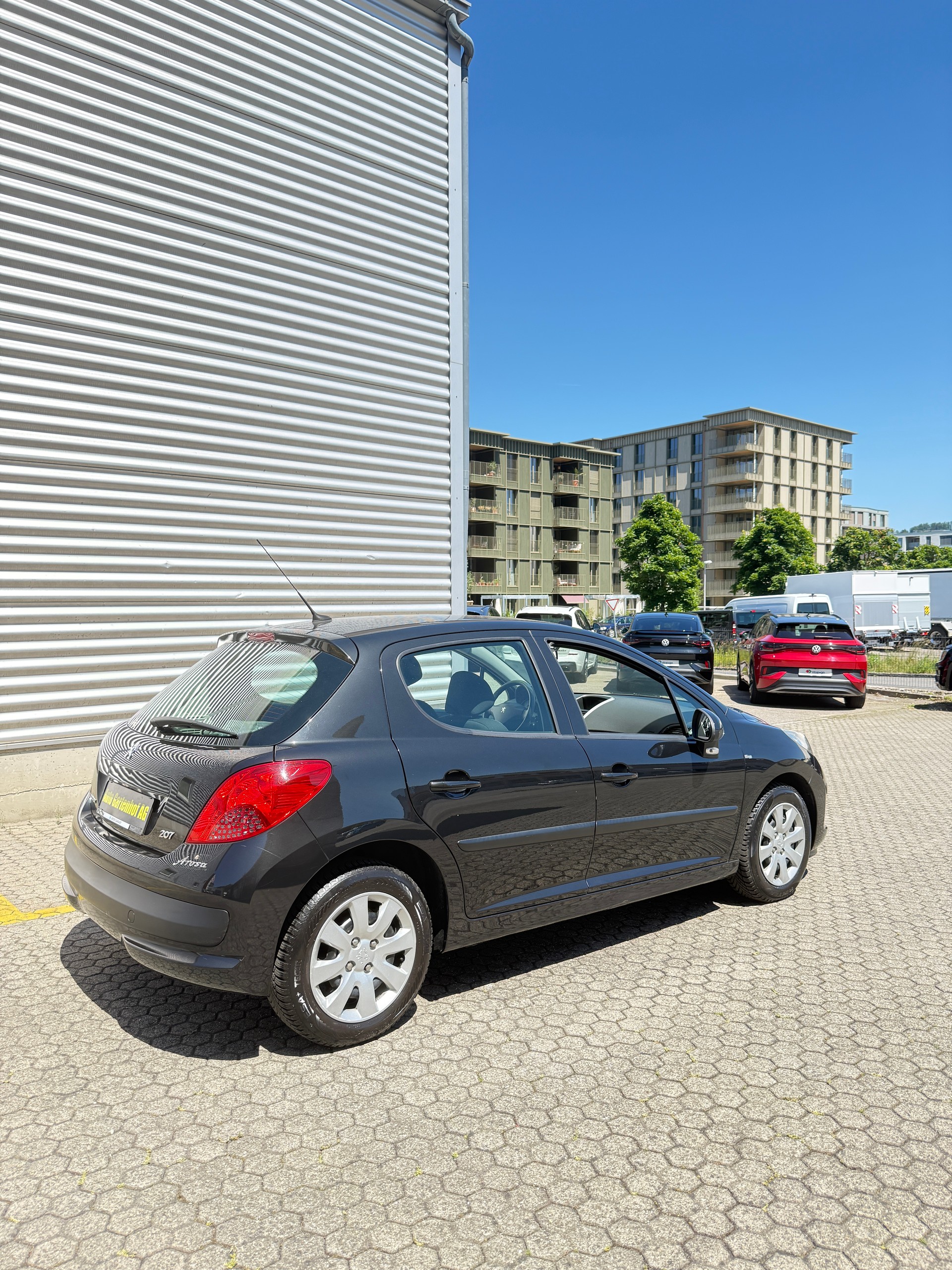 PEUGEOT 207 1.4 16V Sport-image-3