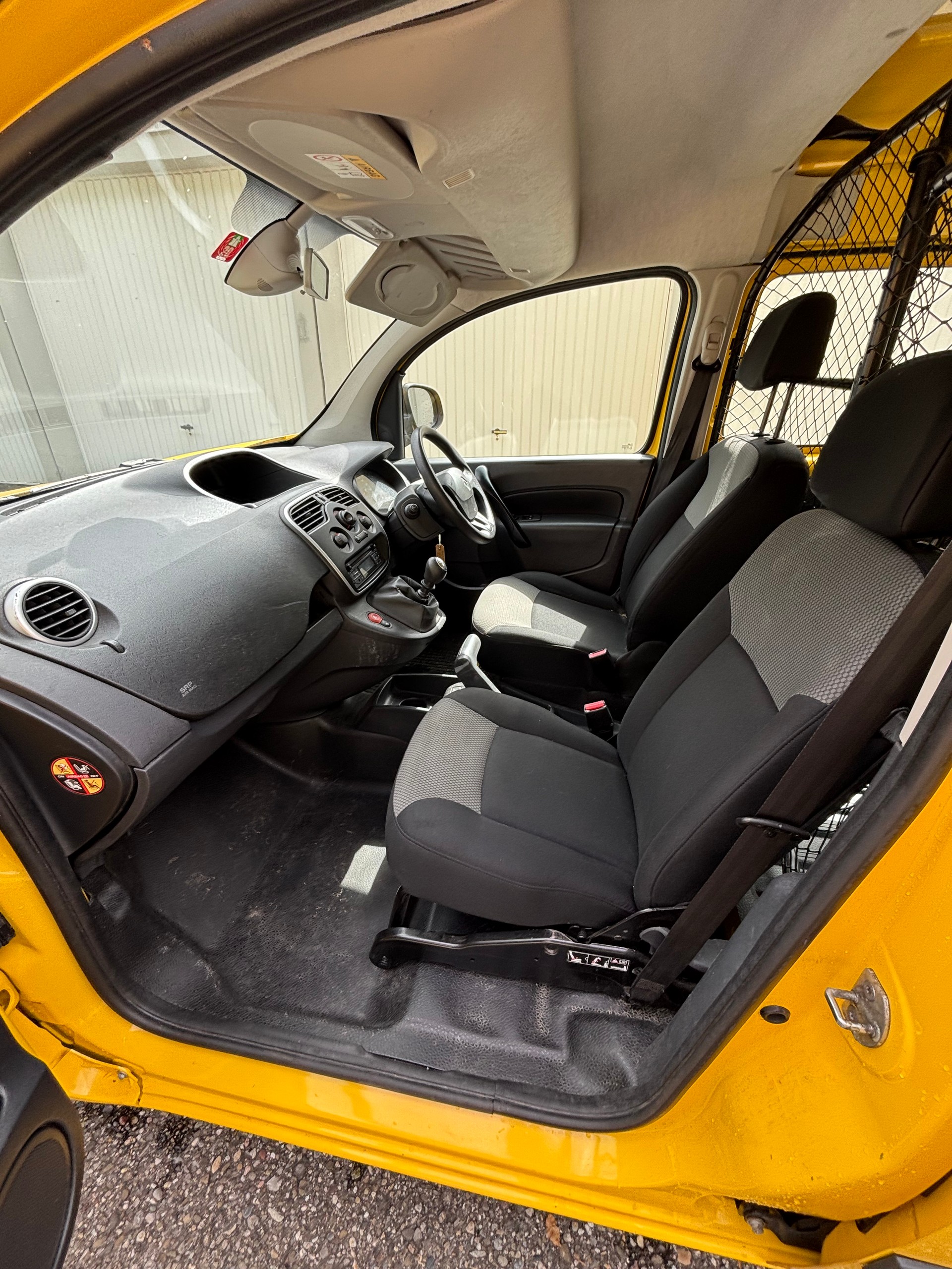 RENAULT Kangoo Medium dCi 115 ENERGY Business-image-11