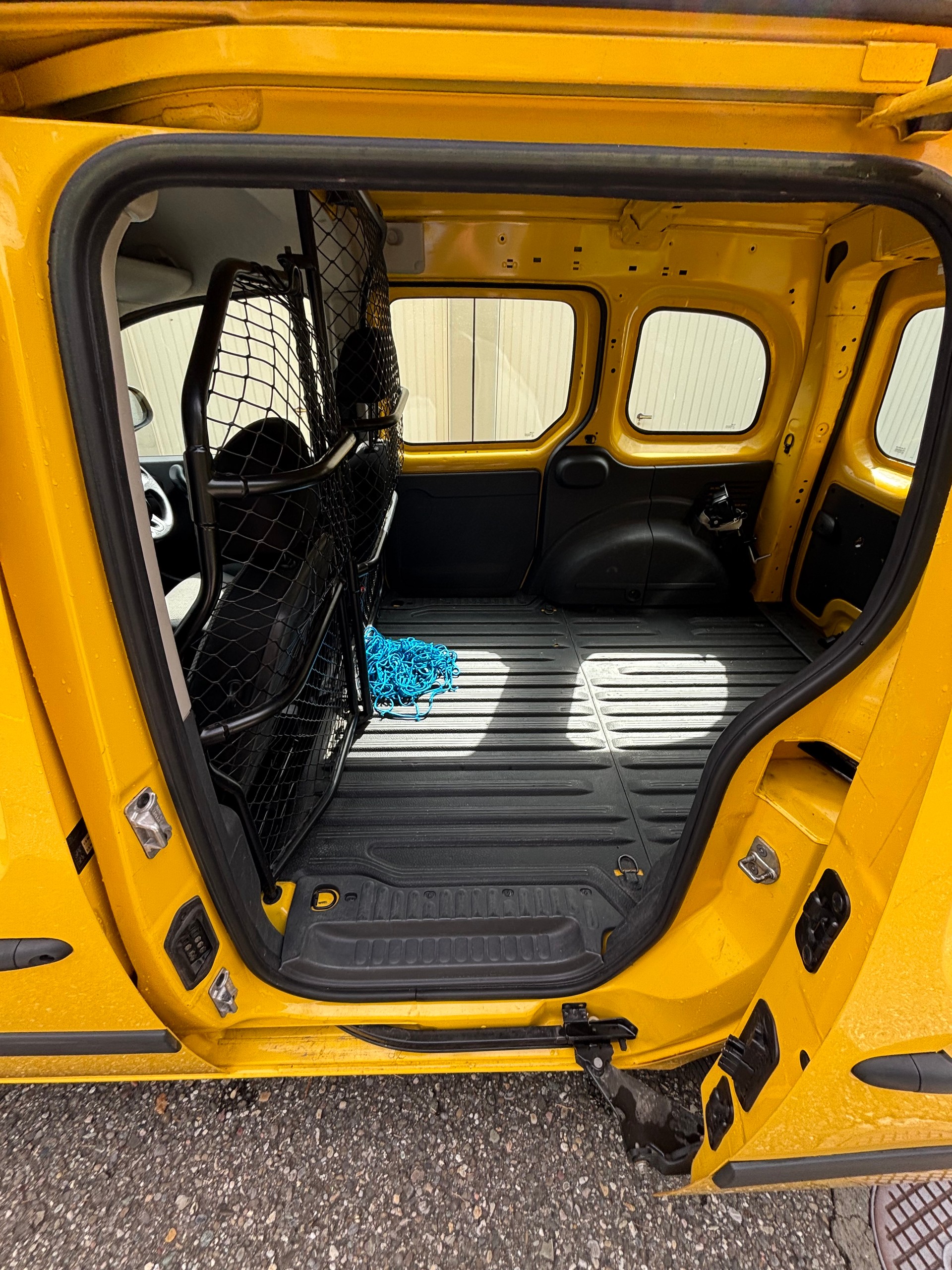RENAULT Kangoo Medium dCi 115 ENERGY Business-image-13