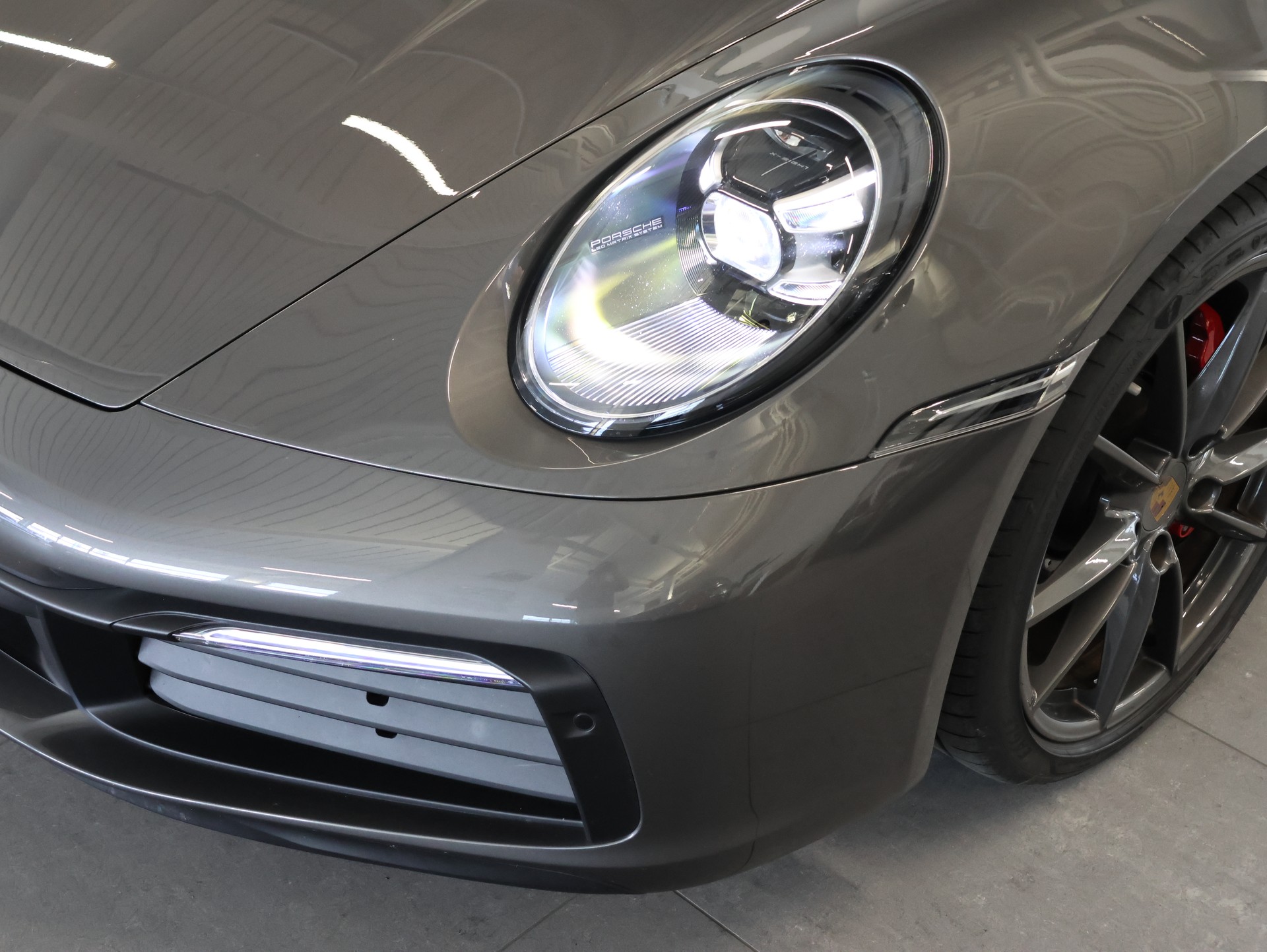 PORSCHE 911 Carrera 4S PDK *Bose* *Hinterachslenkung* *Sport Chrono*-image-9