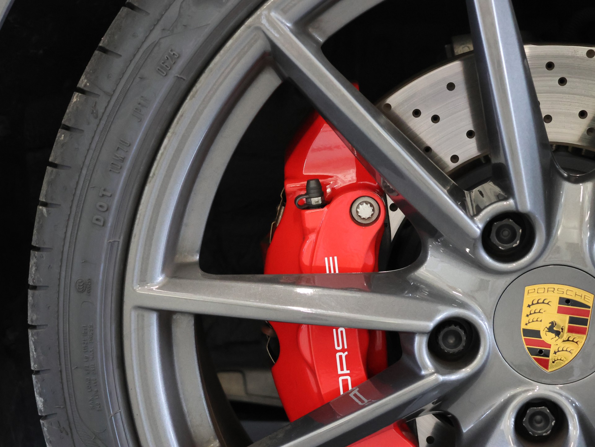 PORSCHE 911 Carrera 4S PDK *Bose* *Hinterachslenkung* *Sport Chrono*-image-16