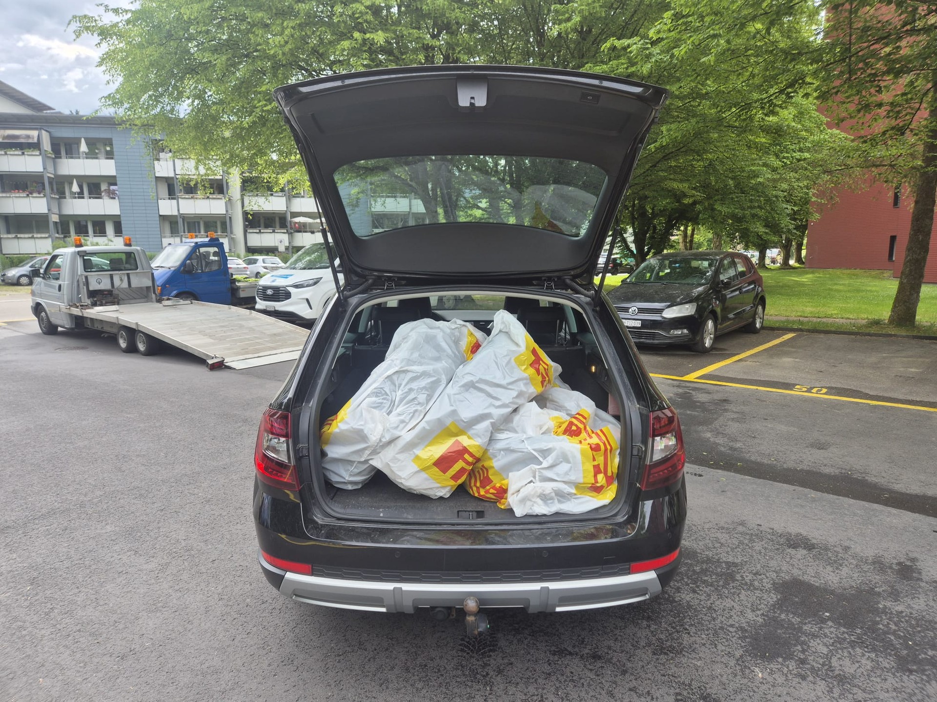 SKODA Octavia Combi 2.0 TDI Scout 4x4 DSG-image-8