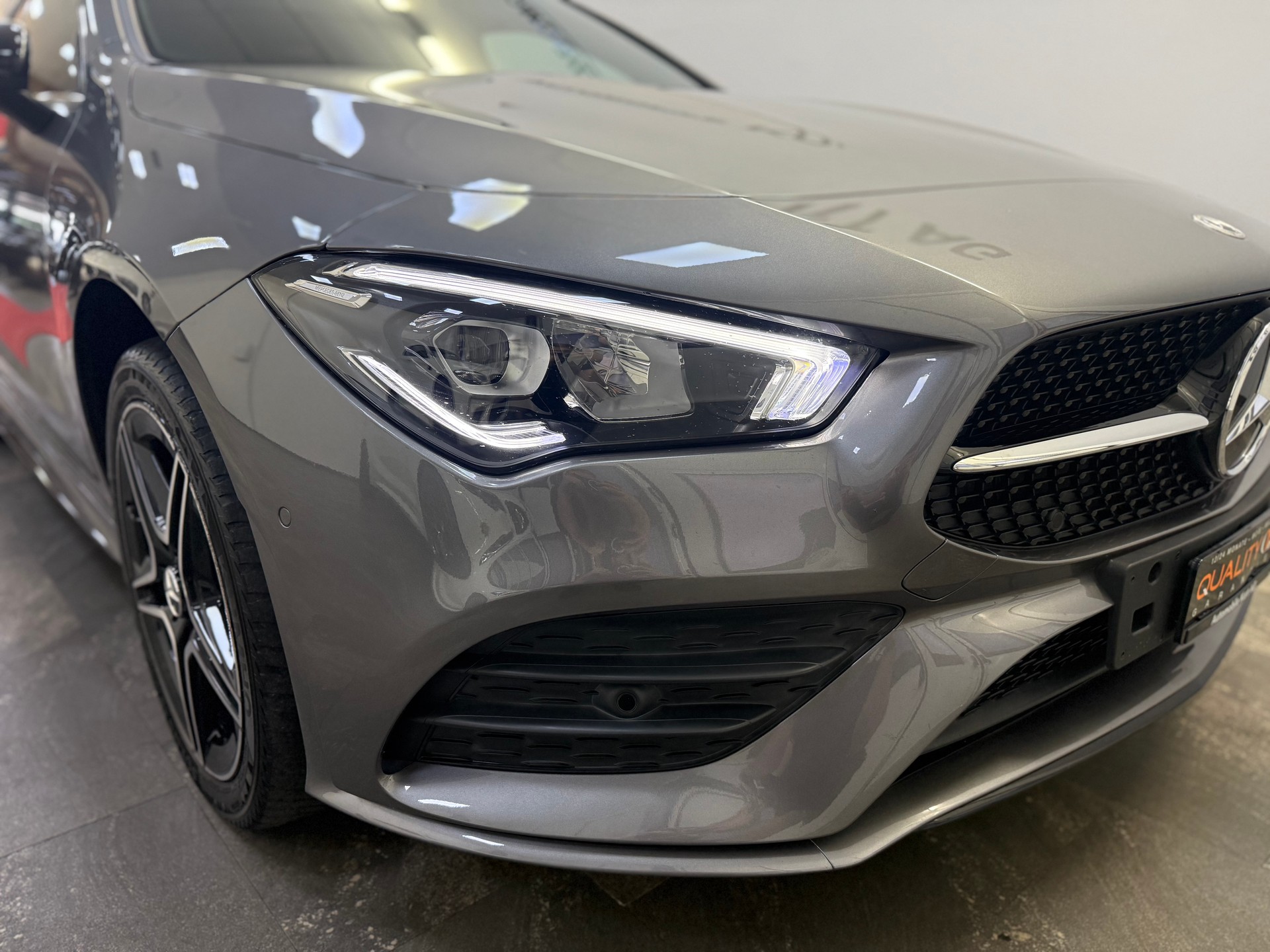 MERCEDES-BENZ CLA Shooting Brake 250 e 8G-DCT AMG Line-image-5