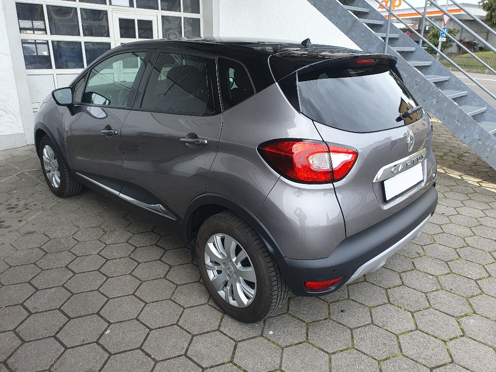 RENAULT Captur 1.2 T Helly Hansen Automat-image-3