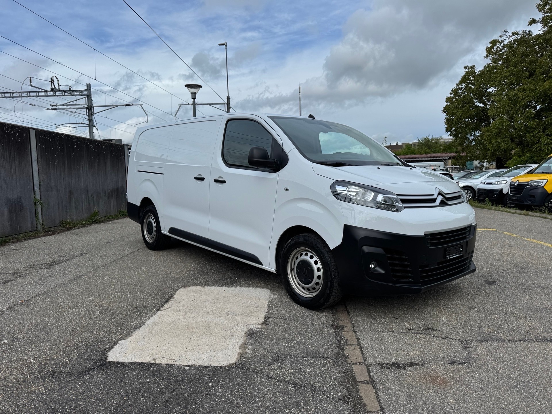CITROEN Jumpy 2.0 BlueHDi 145 XL EAT8-image-6