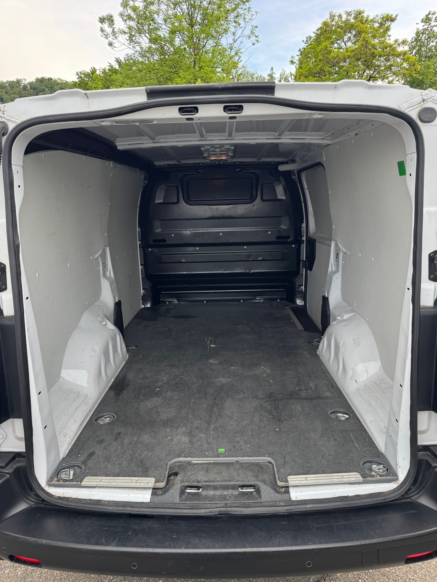 CITROEN Jumpy 2.0 BlueHDi 145 XL EAT8-image-10