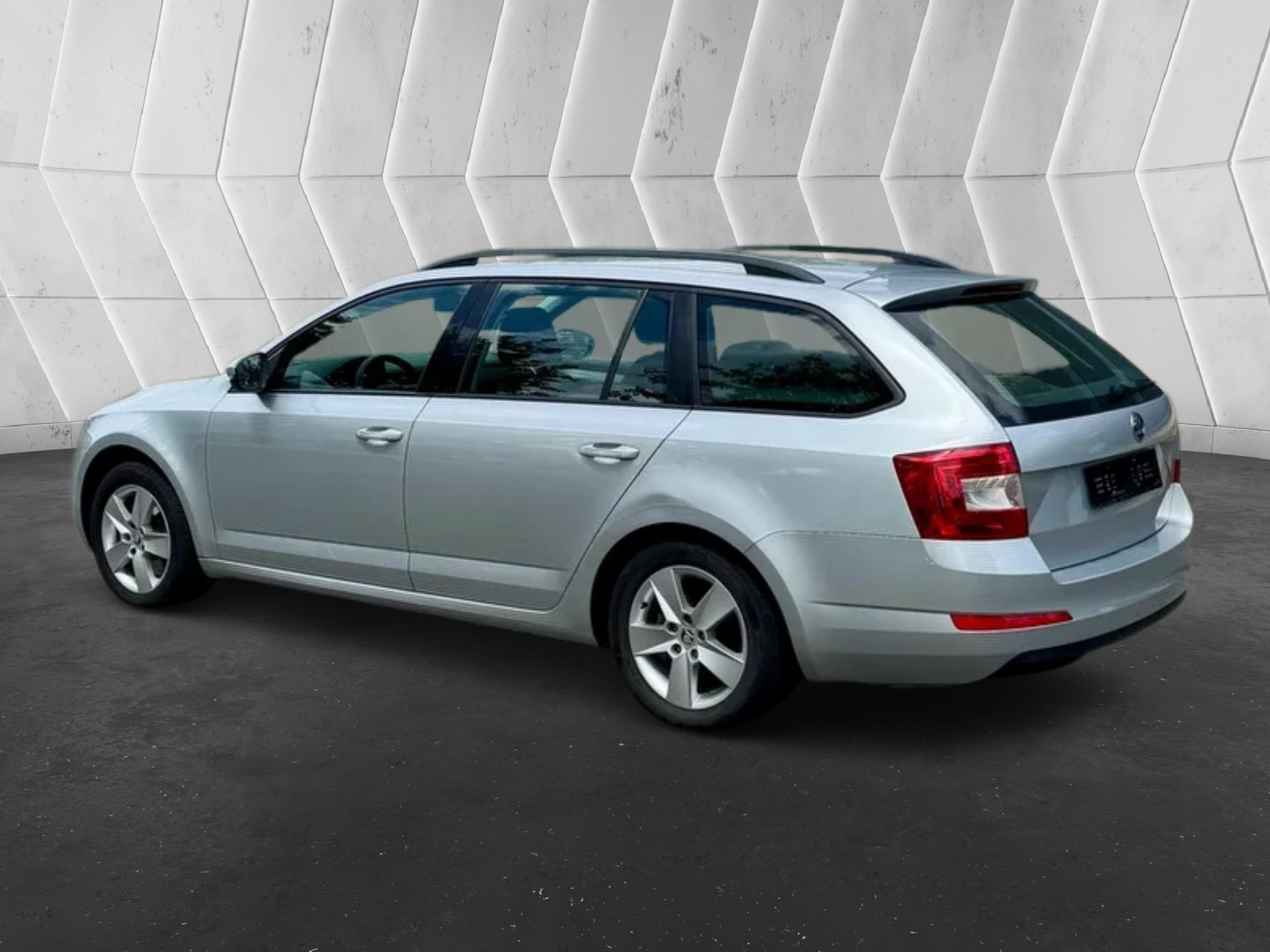 SKODA Octavia Combi 1.8 TSI Ambition 4x4 DSG-image-4
