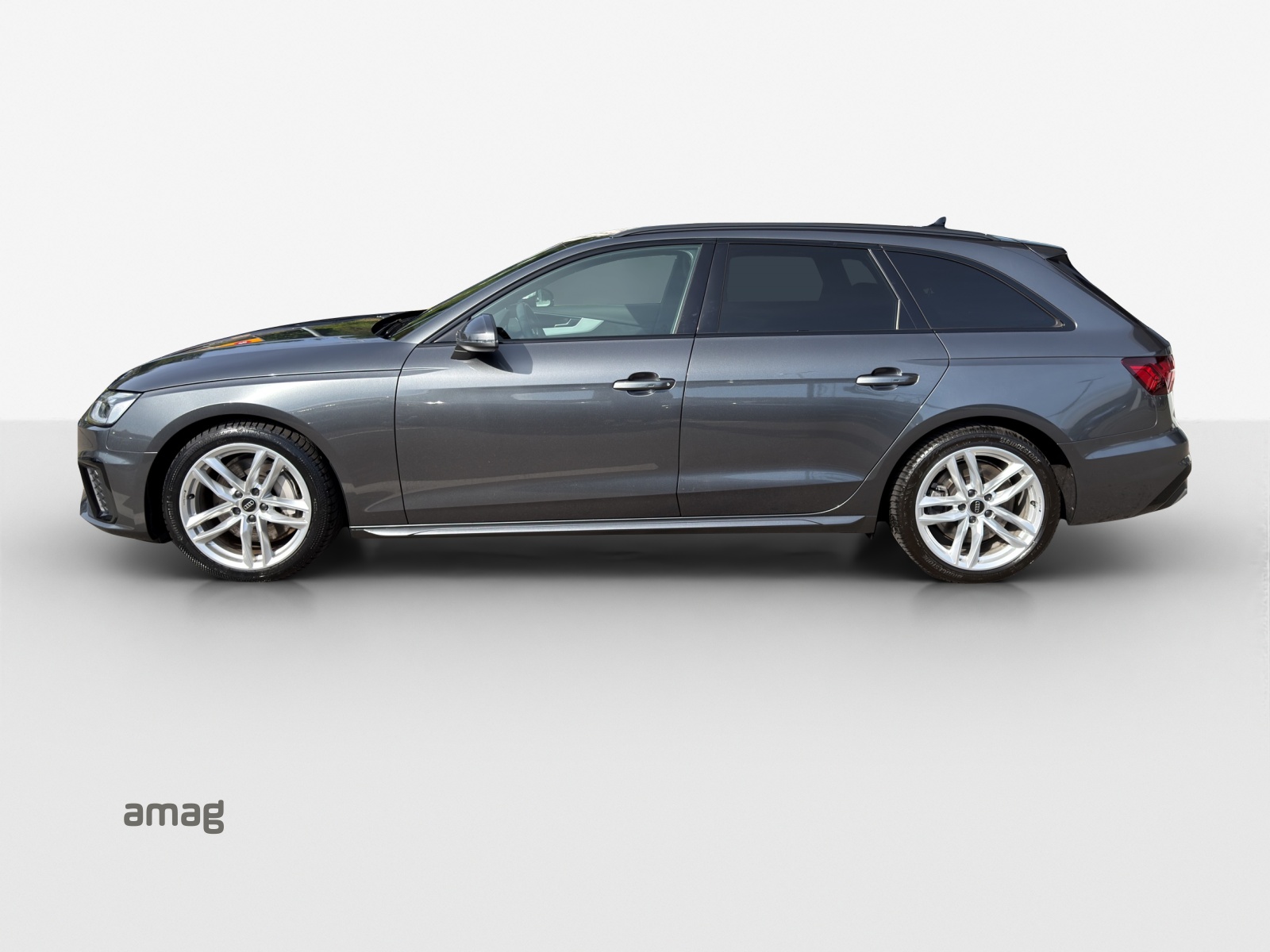 AUDI A4 Avant 45 TFSI S line S-tronic quattro-image-1