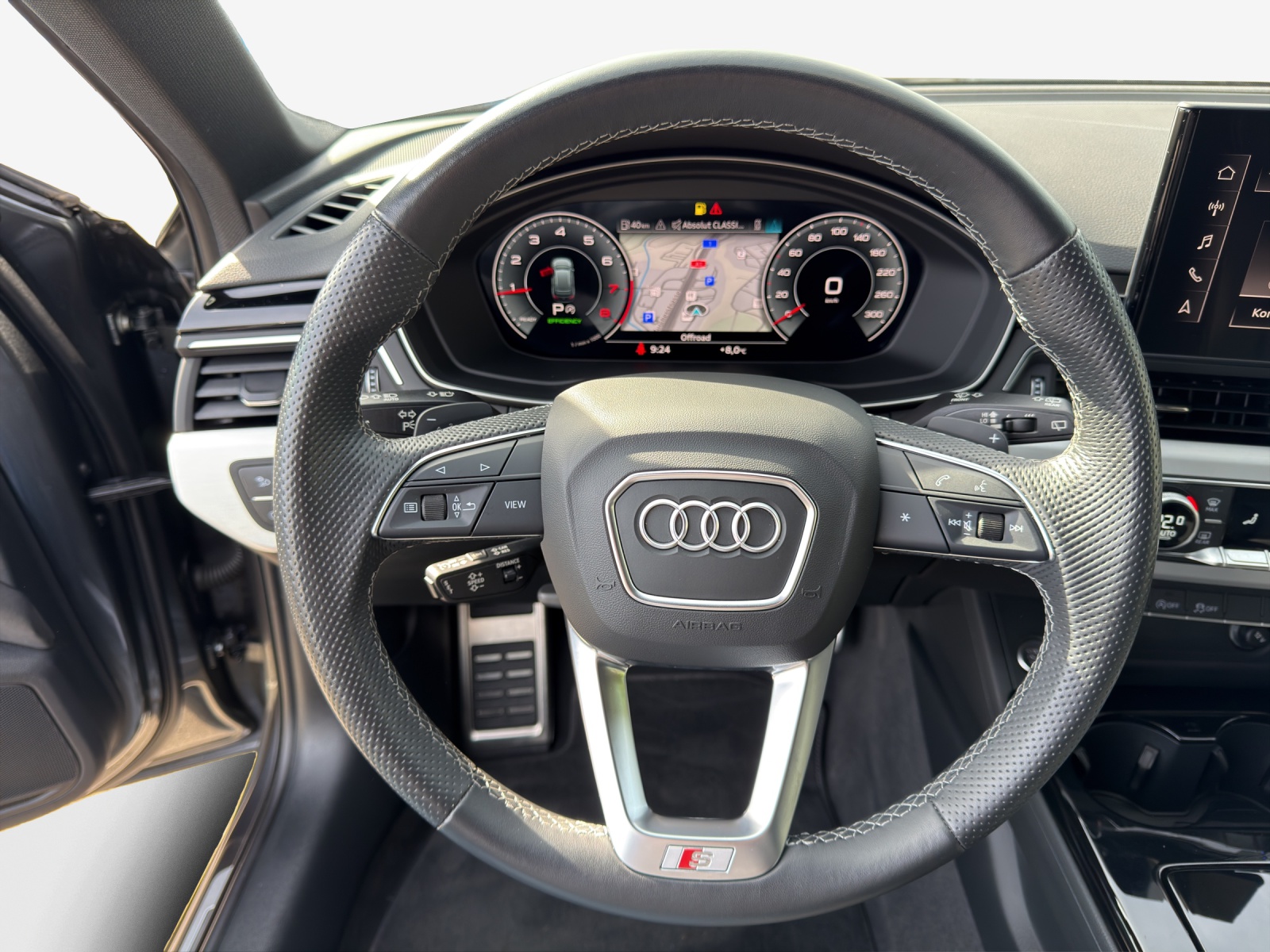 AUDI A4 Avant 45 TFSI S line S-tronic quattro-image-9