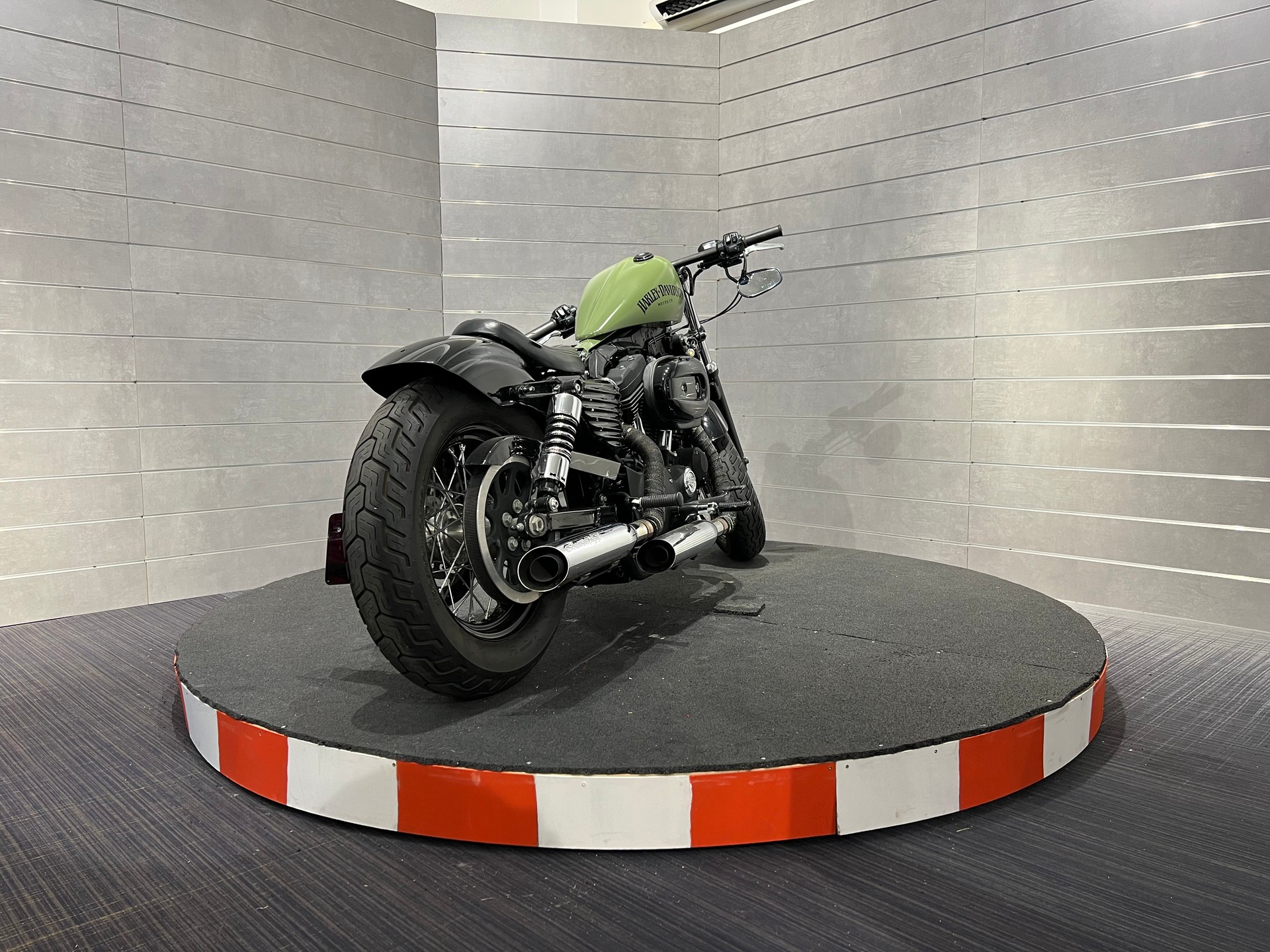 HARLEY-DAVIDSON XL 1200 R Sportster Roadster Injection-image-4