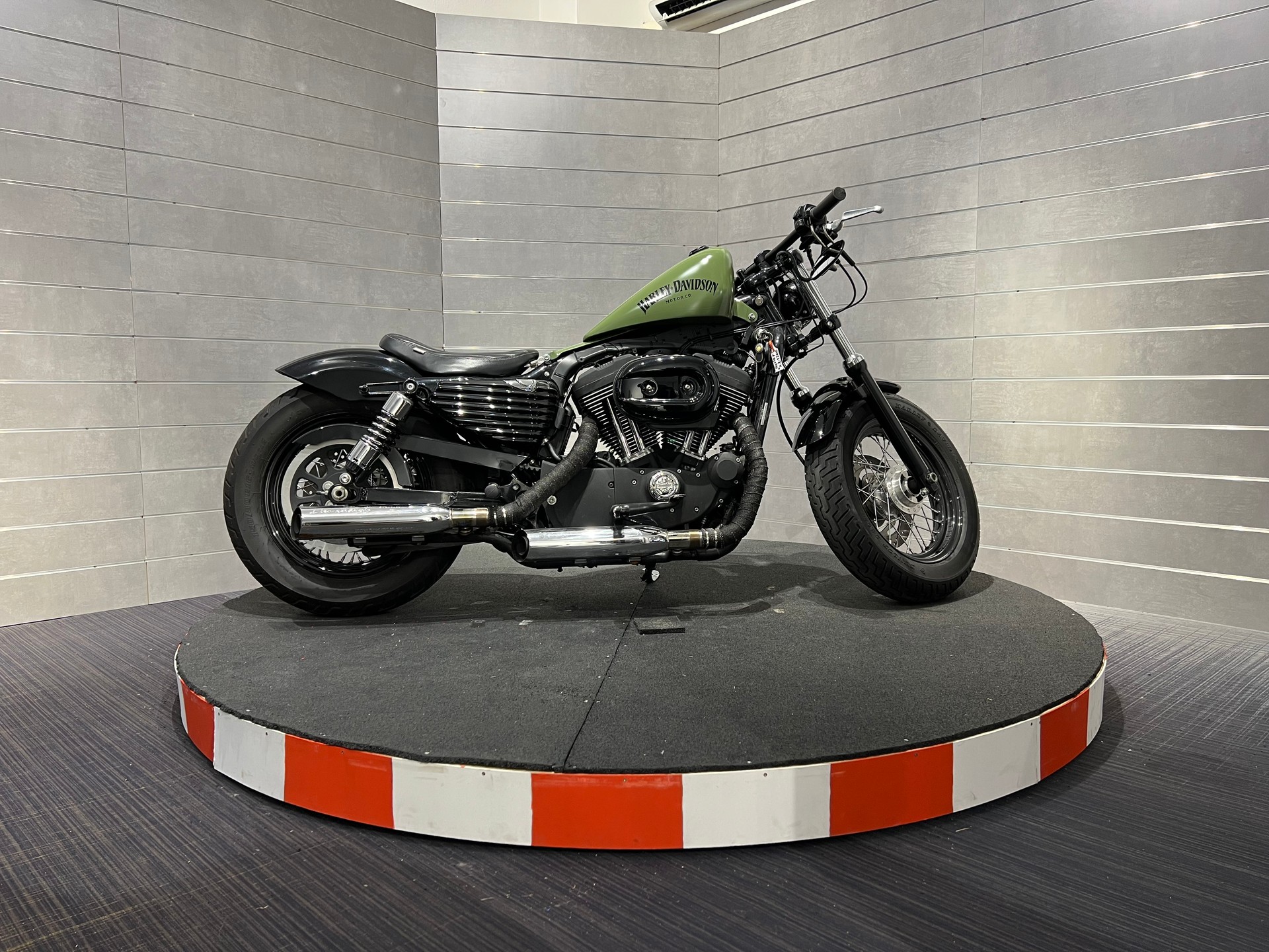 HARLEY-DAVIDSON XL 1200 R Sportster Roadster Injection-image-6