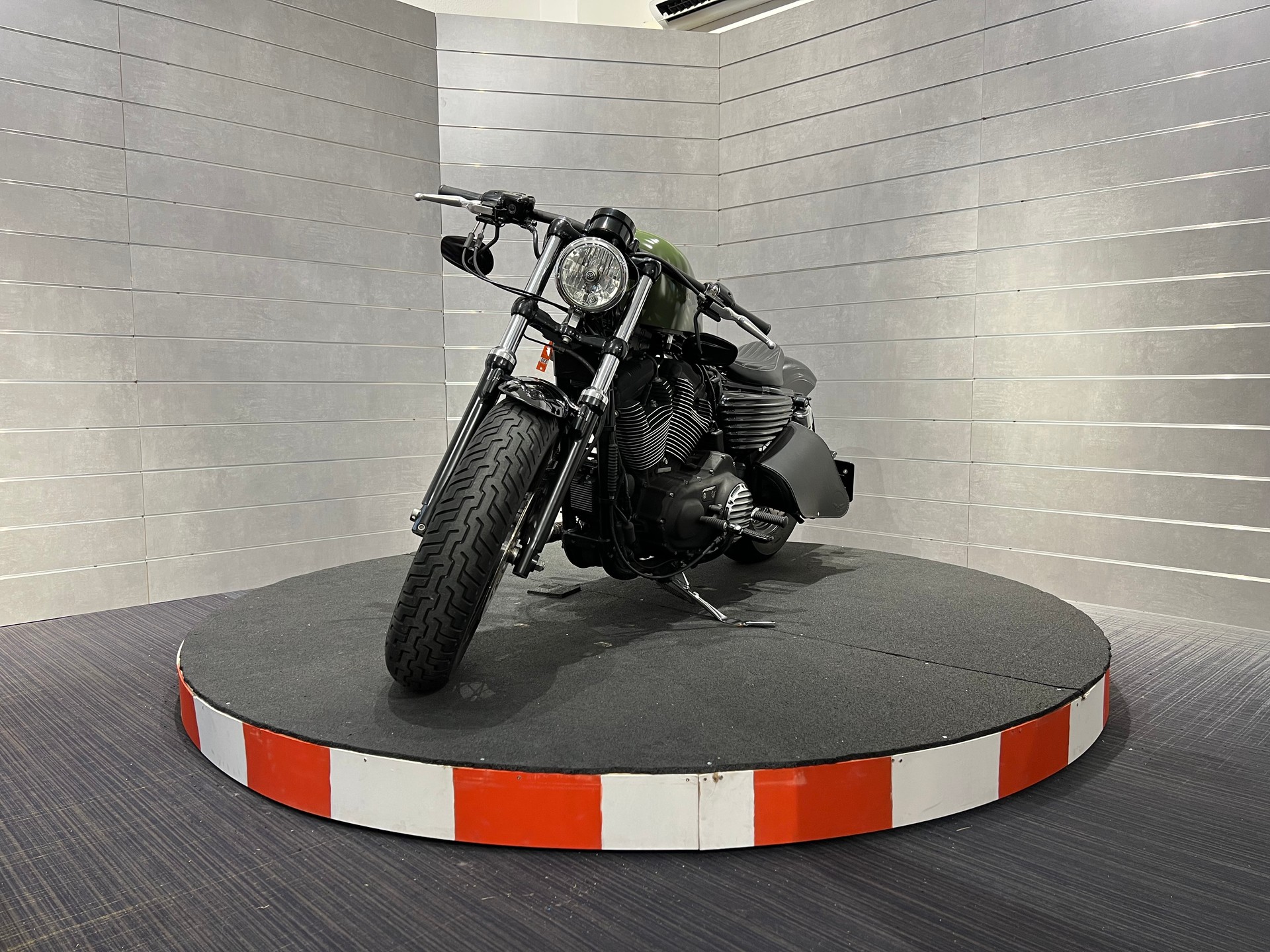 HARLEY-DAVIDSON XL 1200 R Sportster Roadster Injection