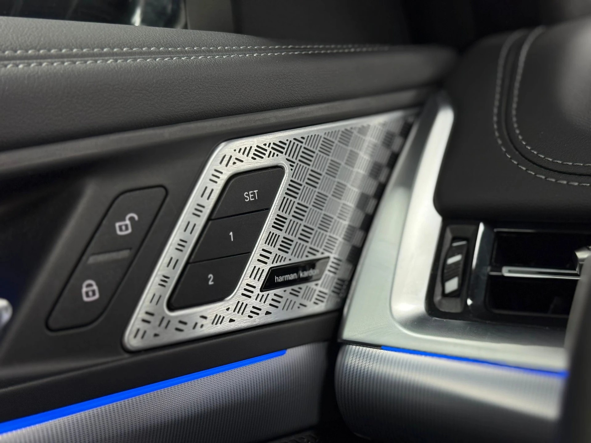 BMW X1 xDrive 20d 48V M Sport-image-24