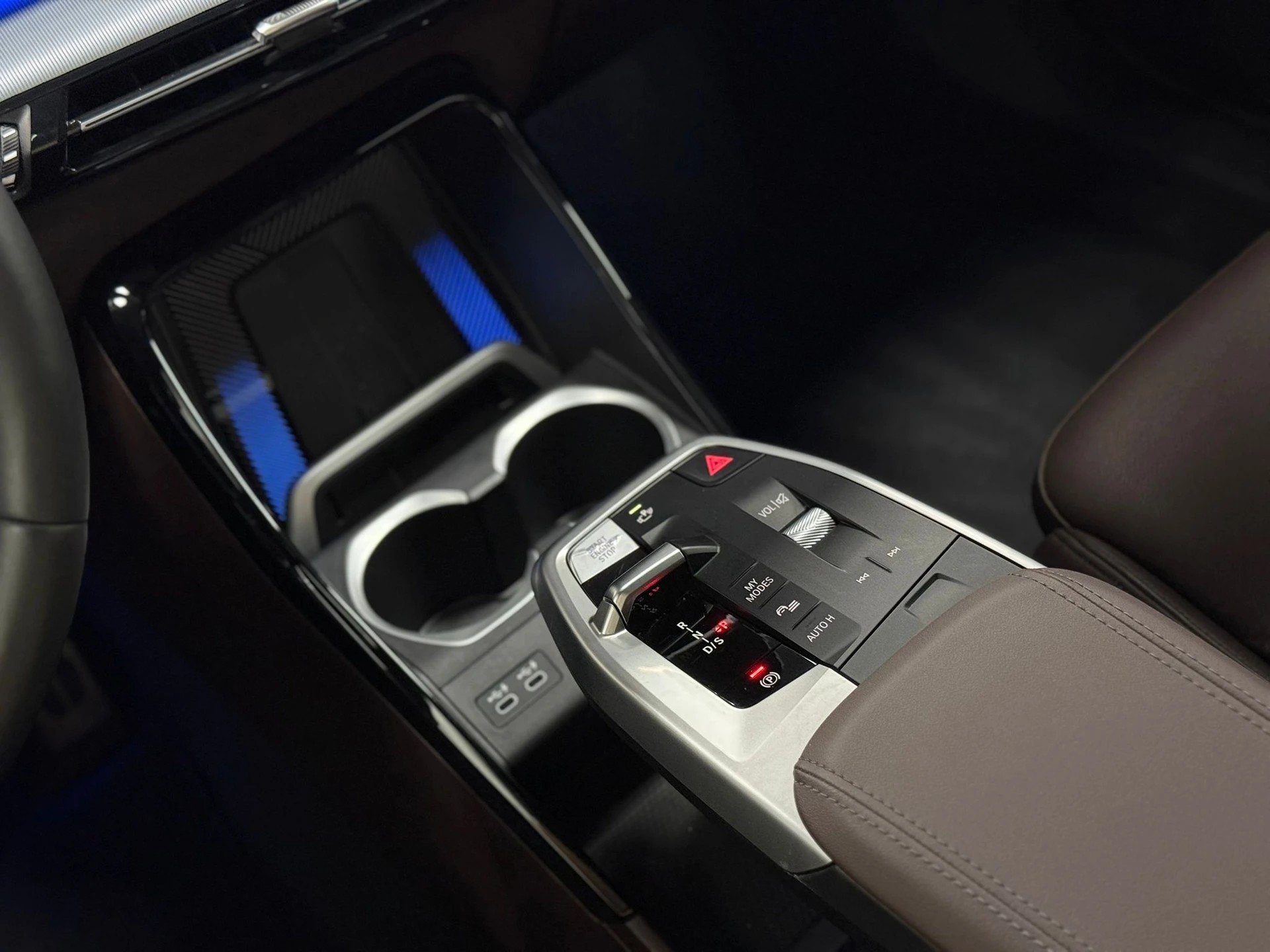 BMW X1 xDrive 20d 48V M Sport-image-21