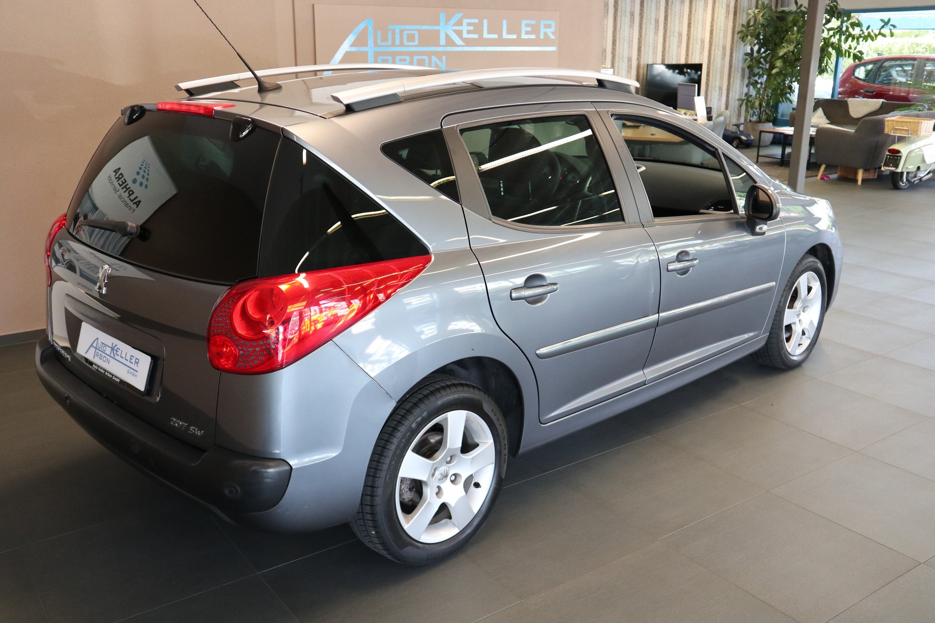 PEUGEOT 207 SW 1.6 16V LionEdition-image-6