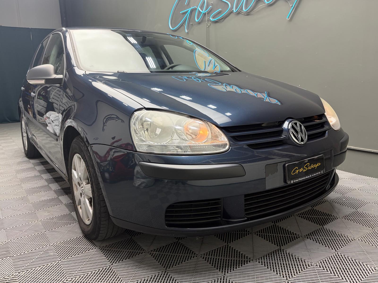 VW Golf 1.4 TSI Trendline-showroom-element-1