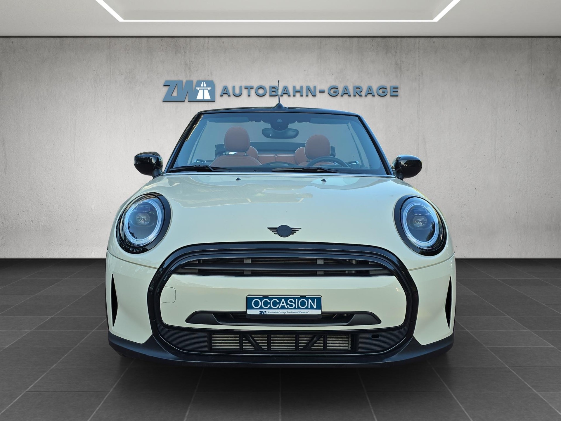 MINI Cabrio F57 1.5i Cooper-image-7