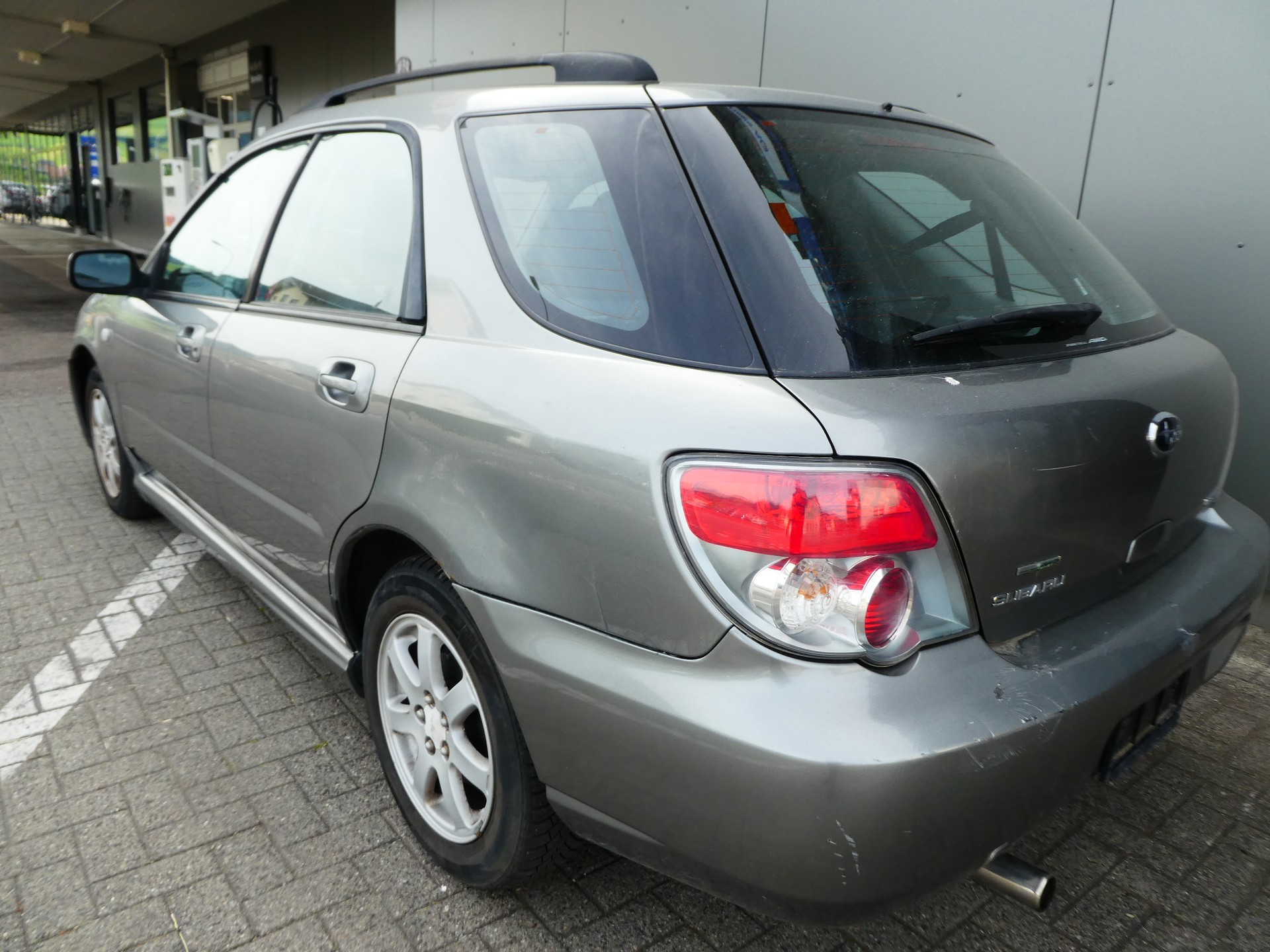 SUBARU Impreza 1.5R Swiss-image-2