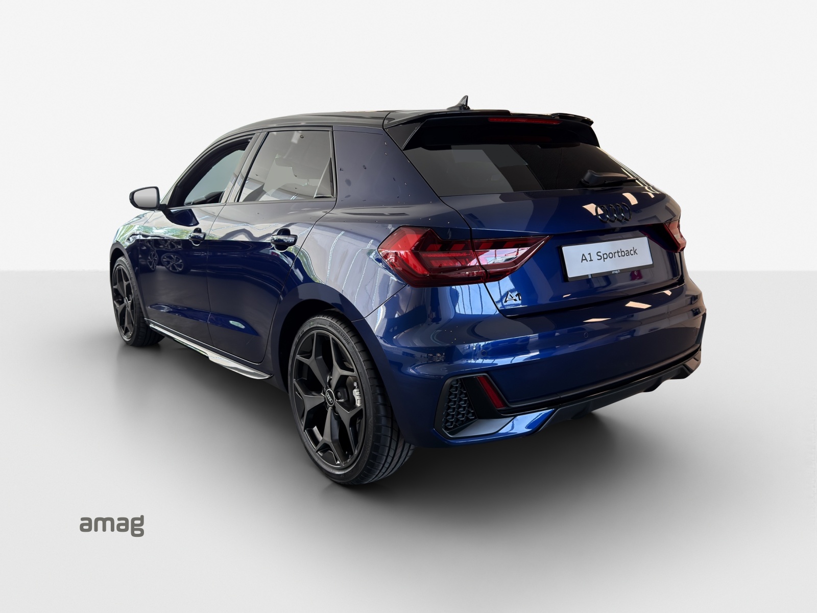AUDI A1 Sportback 30 TFSI S Line Attraction S-tronic-image-2