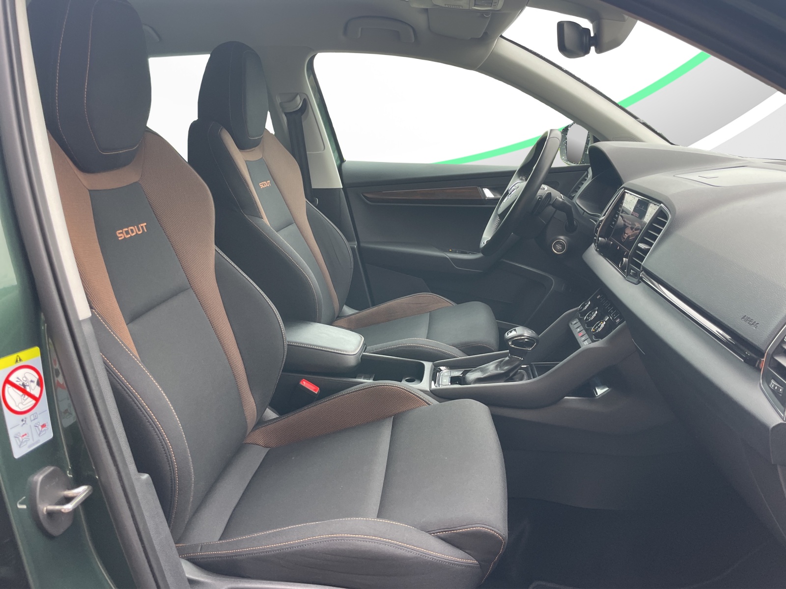 SKODA Karoq 2.0 TDI CR Scout 4x4 DSG-image-12